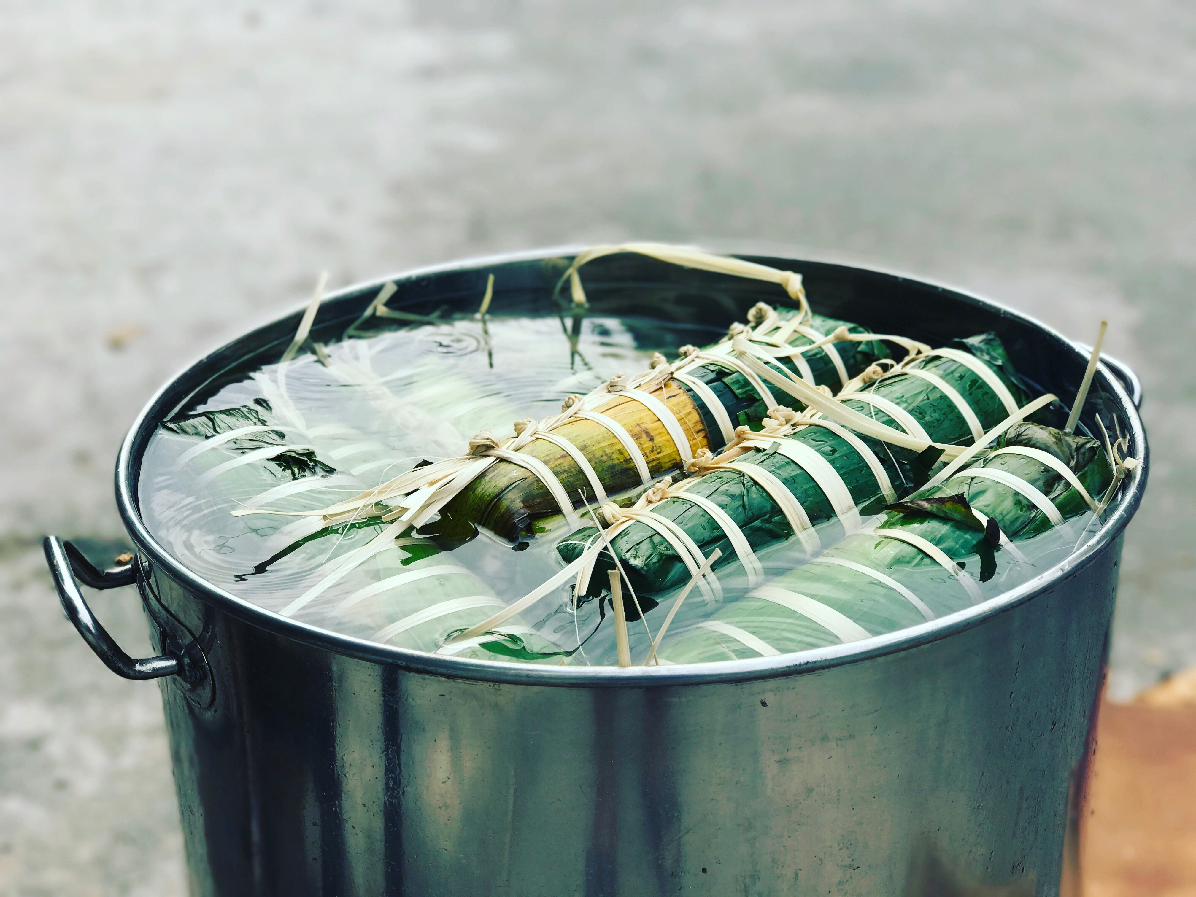 traditional food, still life, steel, food, banh tet, 4K, green, tet, abundance, large group of objects, food and drink, alloy, vietnam, asian, nature, HD Wallpaper