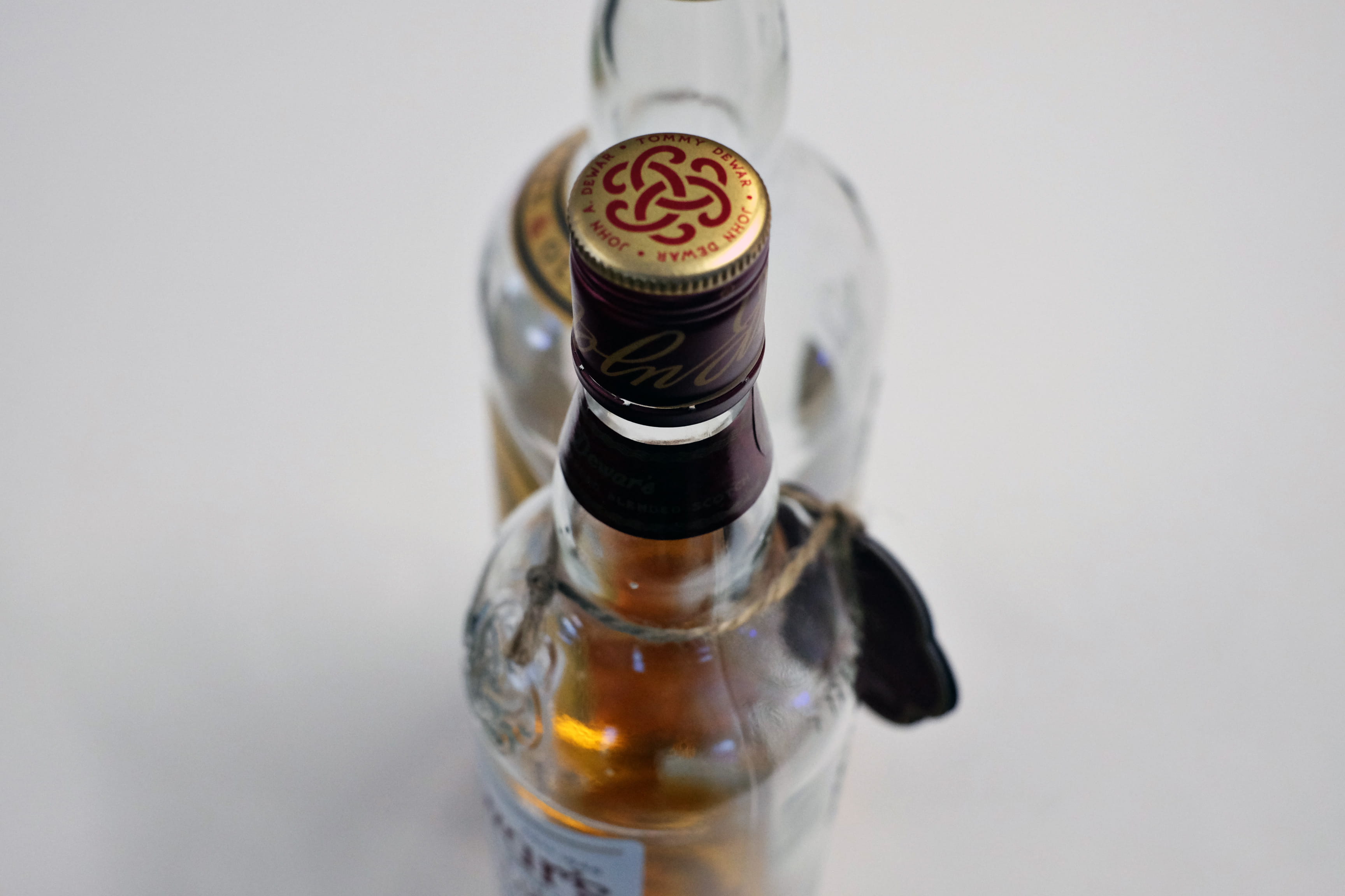 food and drink, white background, glen talloch, close-up, whiskey, refreshment, single object, container, glass - material, airtight, glass, indoors, high angle view, HD Wallpaper