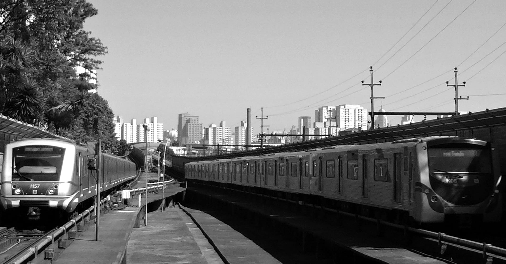 subway train, built structure, rail transportation, on the move, sky, railroad station platform, transportation, railroad car, outdoors, brazil, são paulo, HD Wallpaper