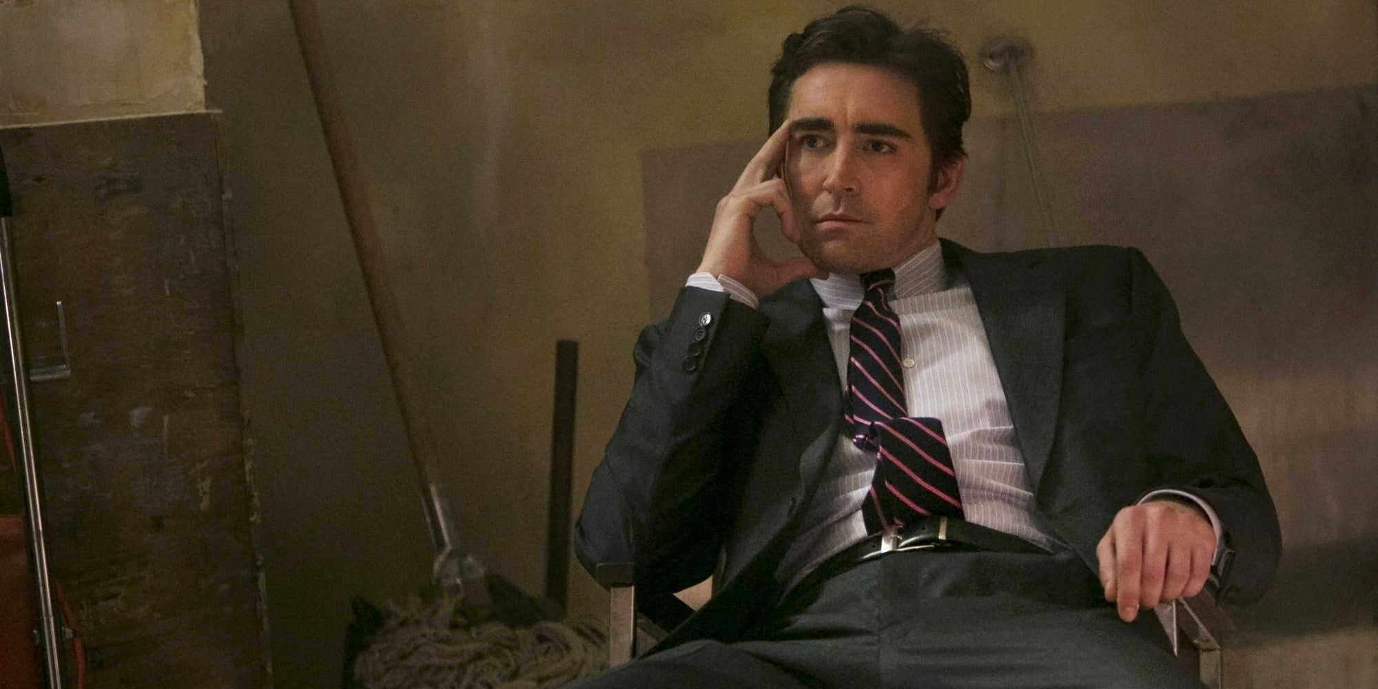 overworked, halt and catch fire, portrait, men, one person, contemplation, suit, telephone, businesswear, formal businesswear, business person, business, HD Wallpaper