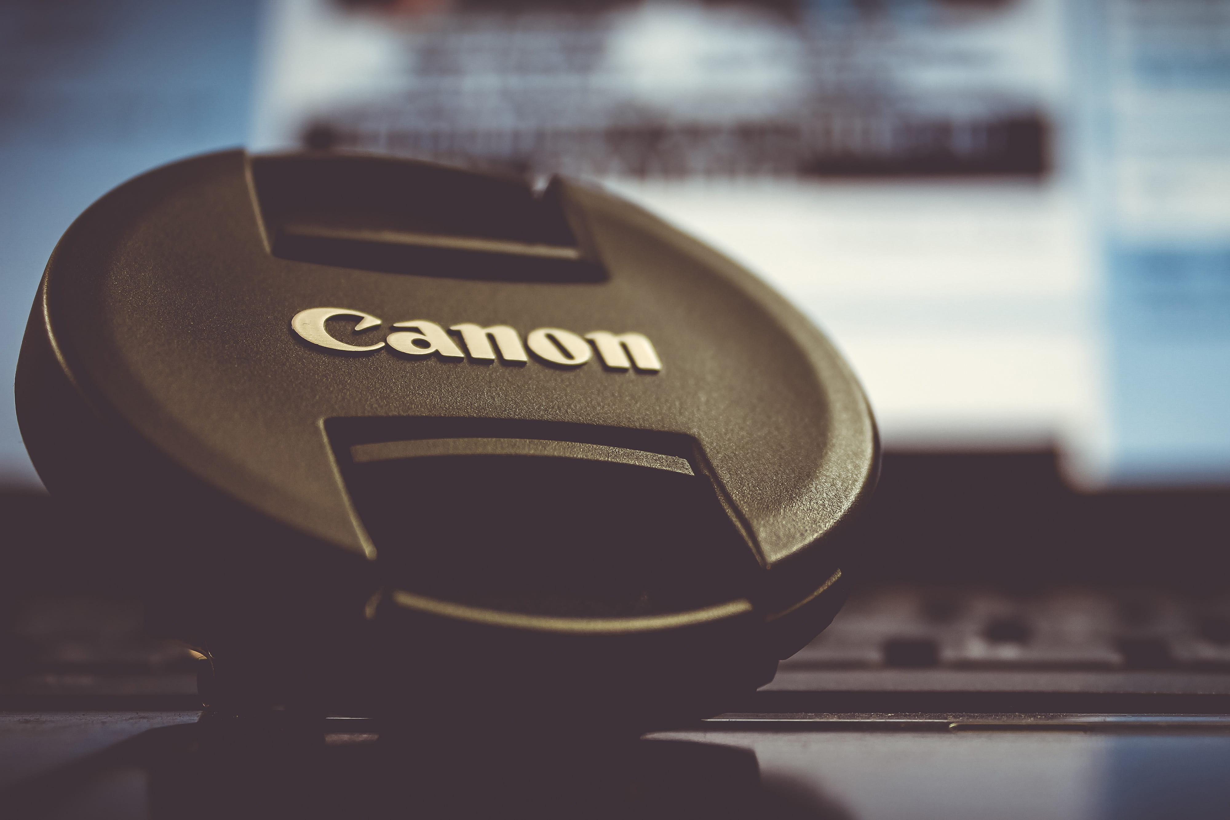 computer Mouse, computer Keyboard, text, arts culture and entertainment, keyboard, lens, selective focus, Camera lens, lens cap, western script, music, HD Wallpaper