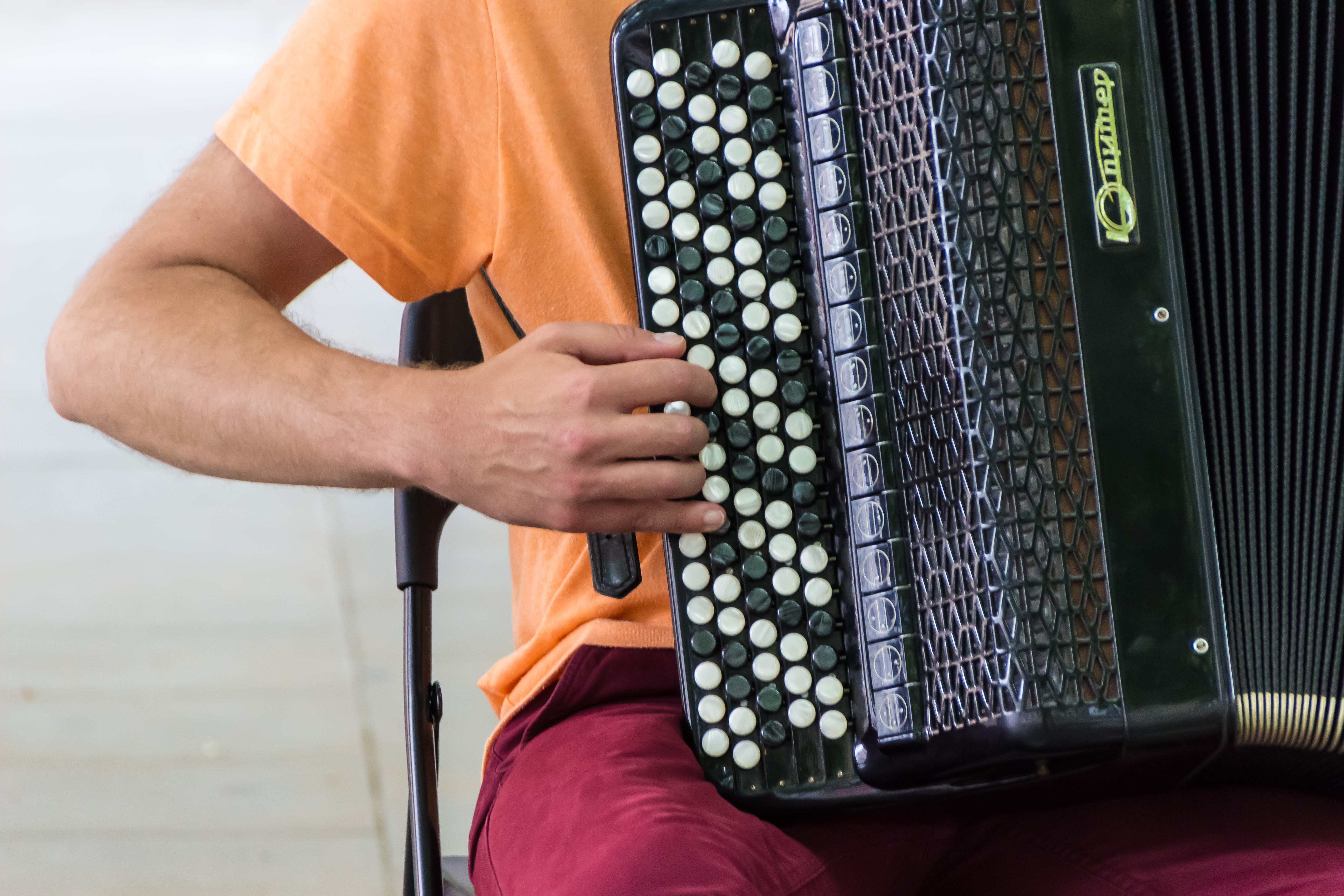 instrument, tradition, human body part, playing, play, music, keyboard instrument, midsection, men, accordion, close-up, human hand, casual clothing, hand, HD Wallpaper