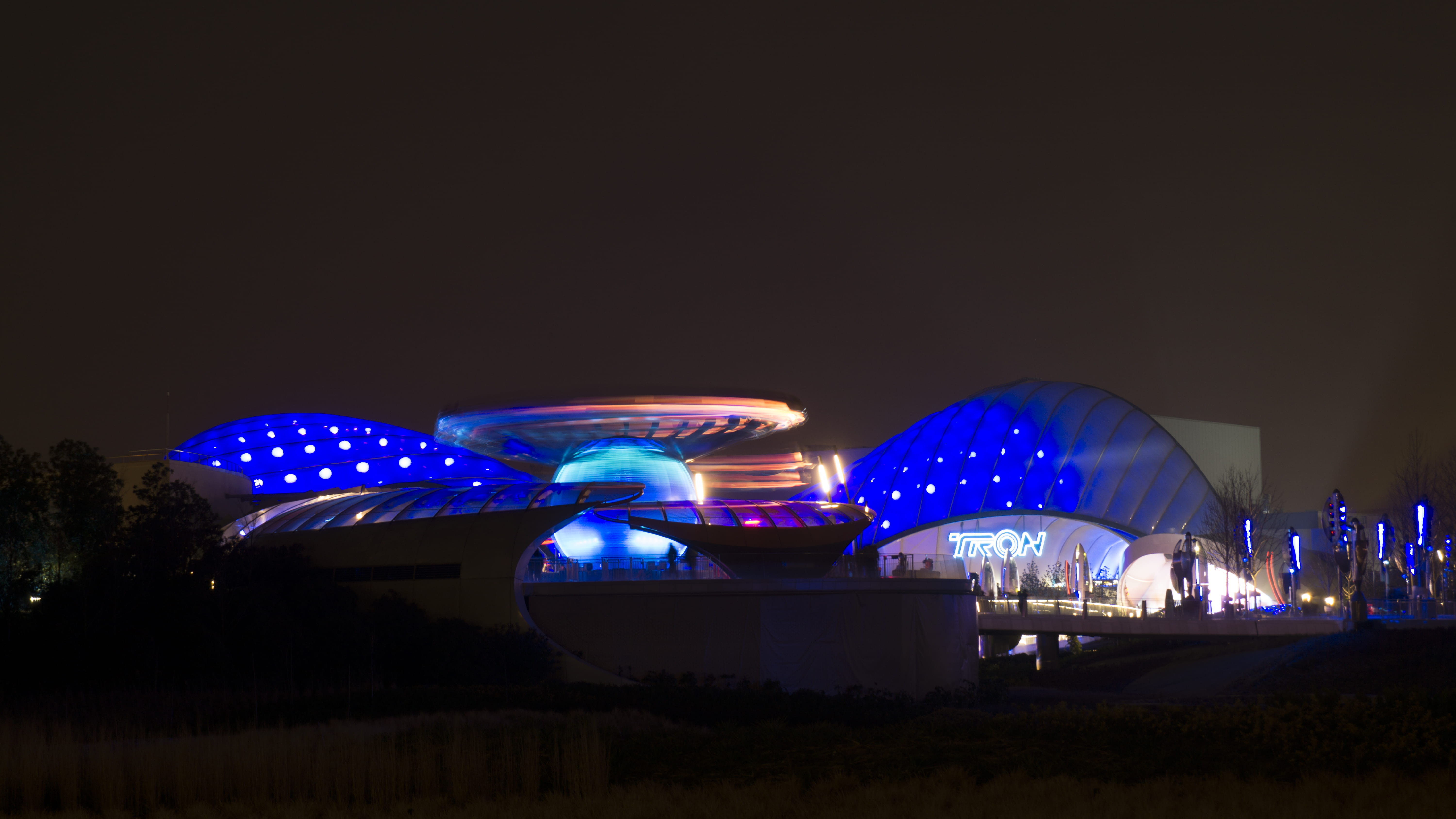 nature, amusement park ride, blue, night, ferris wheel, motion, shanghai disneyland, built structure, illuminated, disney, 5K, theme park, roller coaster, HD Wallpaper