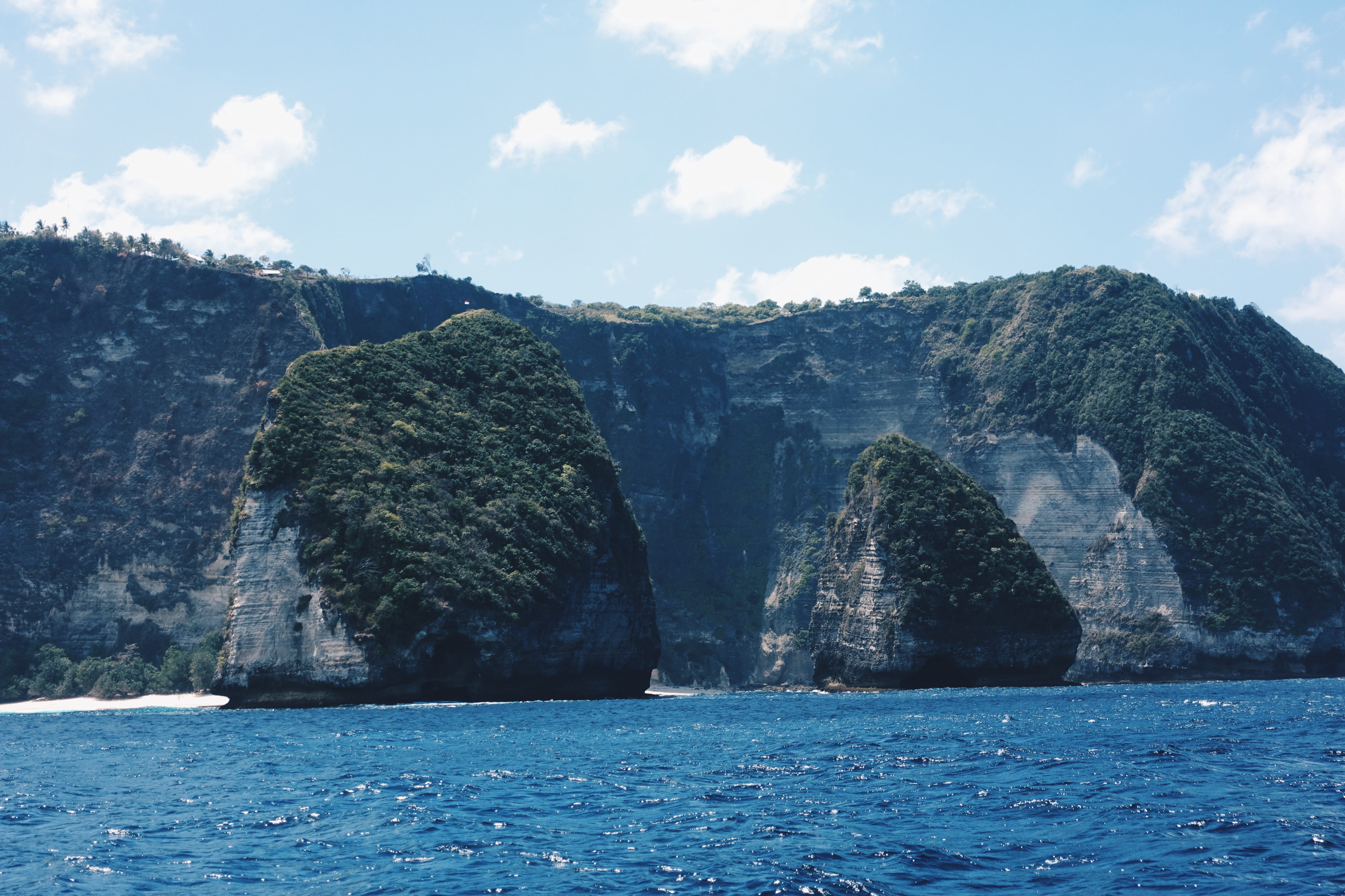 nature, formation, rock, sea, summer, non-urban scene, cliff, day, rocks, lembongan island, tranquility, sky, outdoors, tranquil scene, land, indonesia, HD Wallpaper