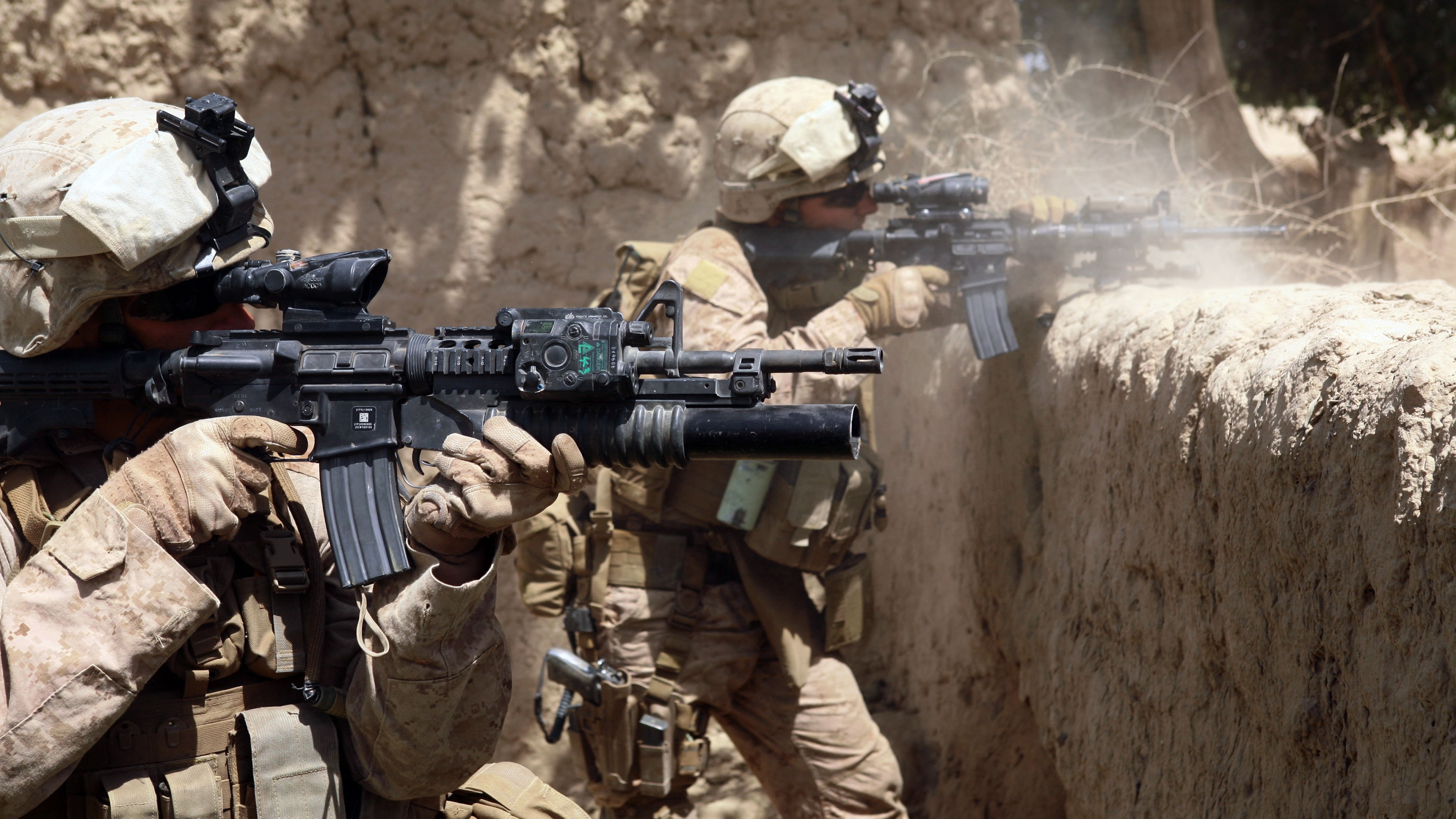 Marine Corps, M-16, s, daytime, holding, black, assault, U.S. Army, men, AR-15, red sight, two, rifles, 4K, HD Wallpaper
