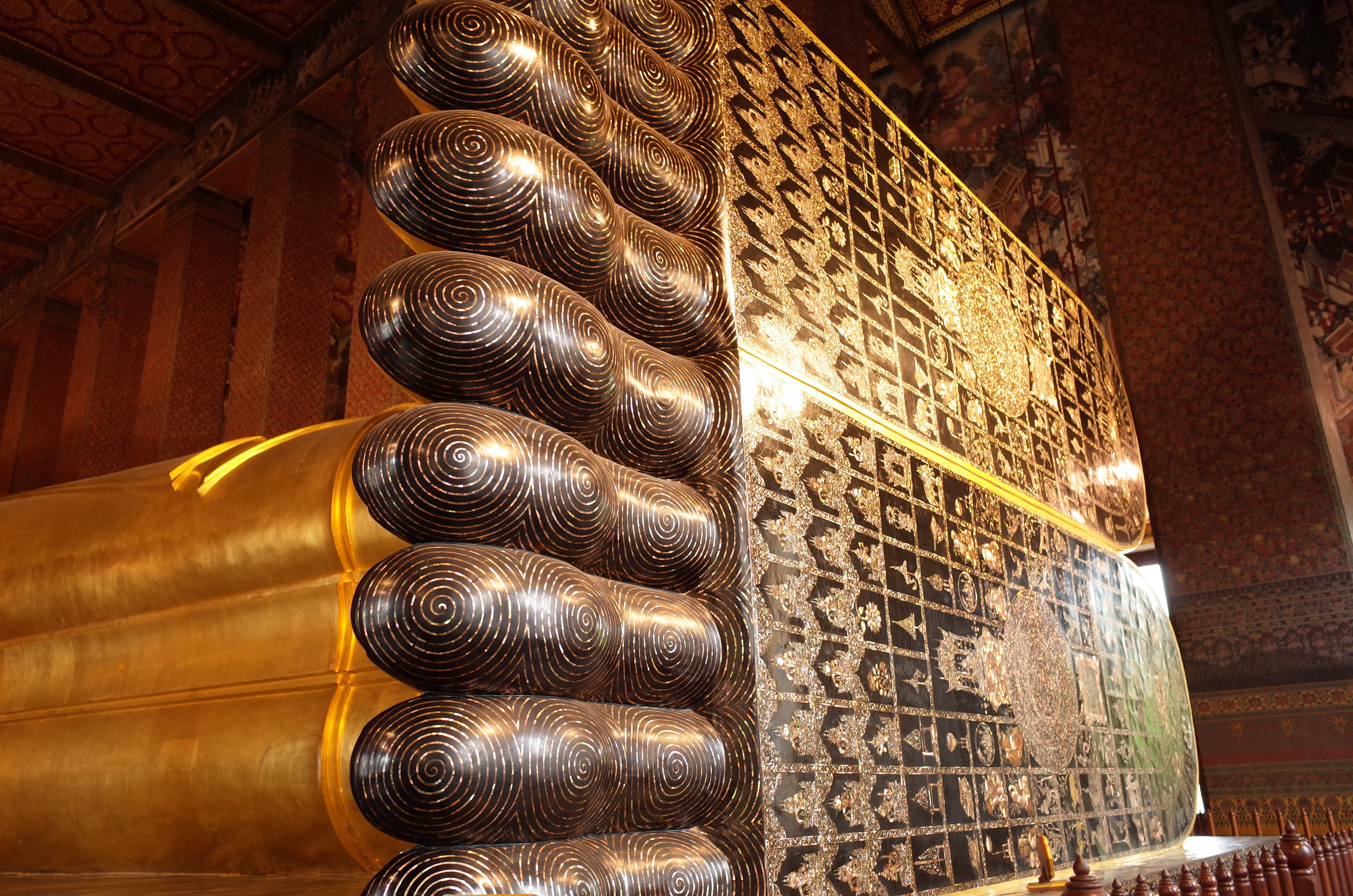 pattern, buddhism, history, religion, architecture, built structure, watpho, building, ornate, 4K, statue, human representation, bangkok, belief, art and craft, HD Wallpaper