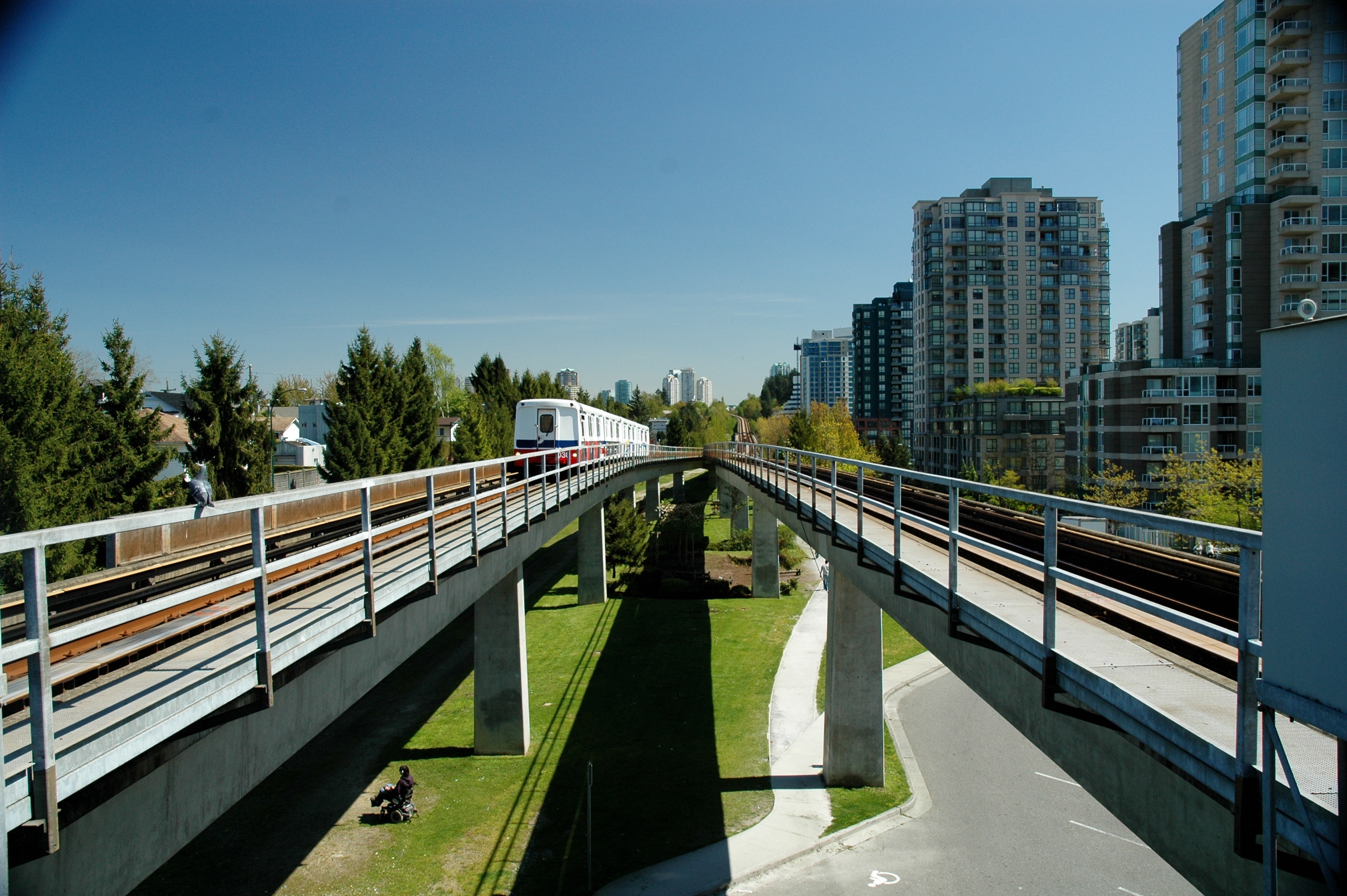 2K, railing, sky, sunlight, plant, vancouver, bridge, architecture, footbridge, outdoors, footpath, bridge - man made structure, city, building, joyce station, HD Wallpaper