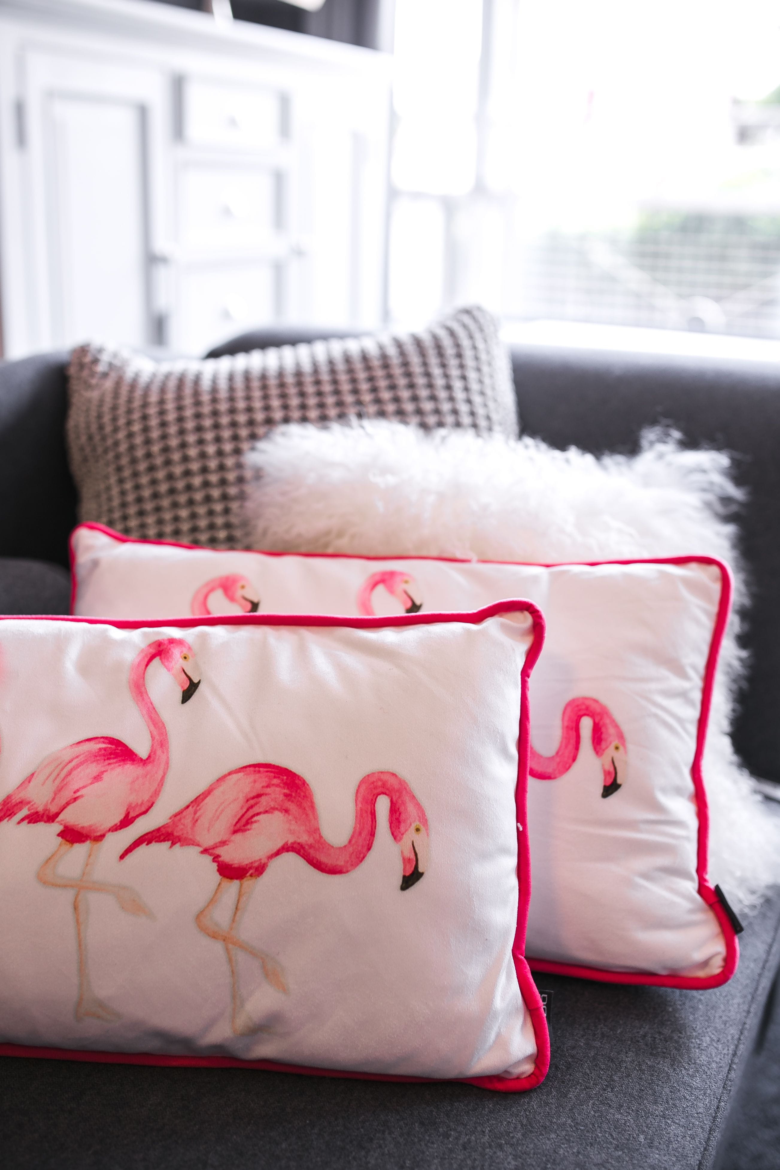 modern, luxury, stuffed, red, sofa, interior, table, Decorations, apartment, indoors, comfortable, domestic life, pillow, home decor, lifestyles, close-up, Phone HD Wallpaper