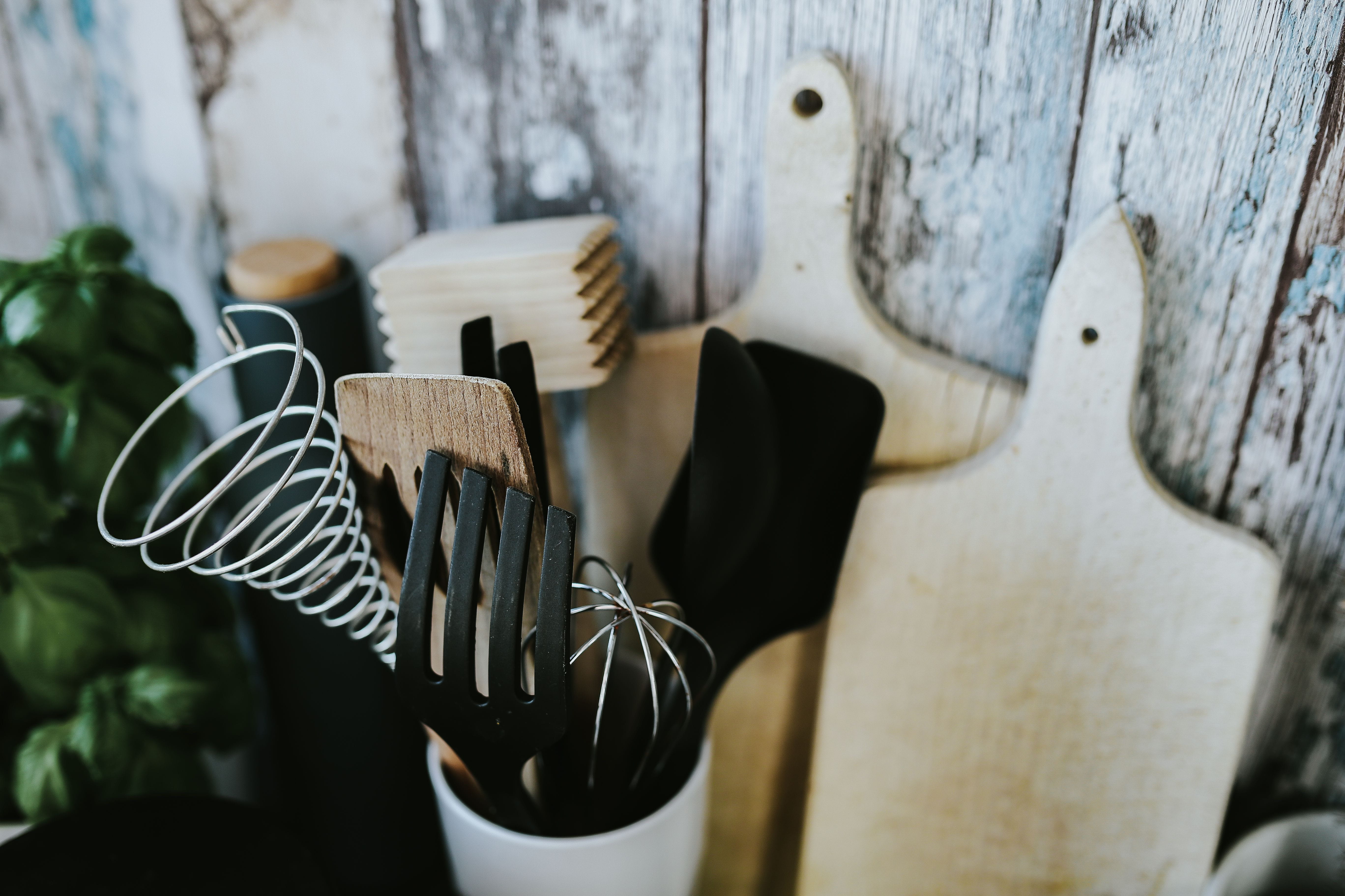 spatula, containers, Kitchen, choice, no people, musical instrument, household equipment, kitchen Utensil, day, still life, guitar, string instrument, wood - Material, HD Wallpaper