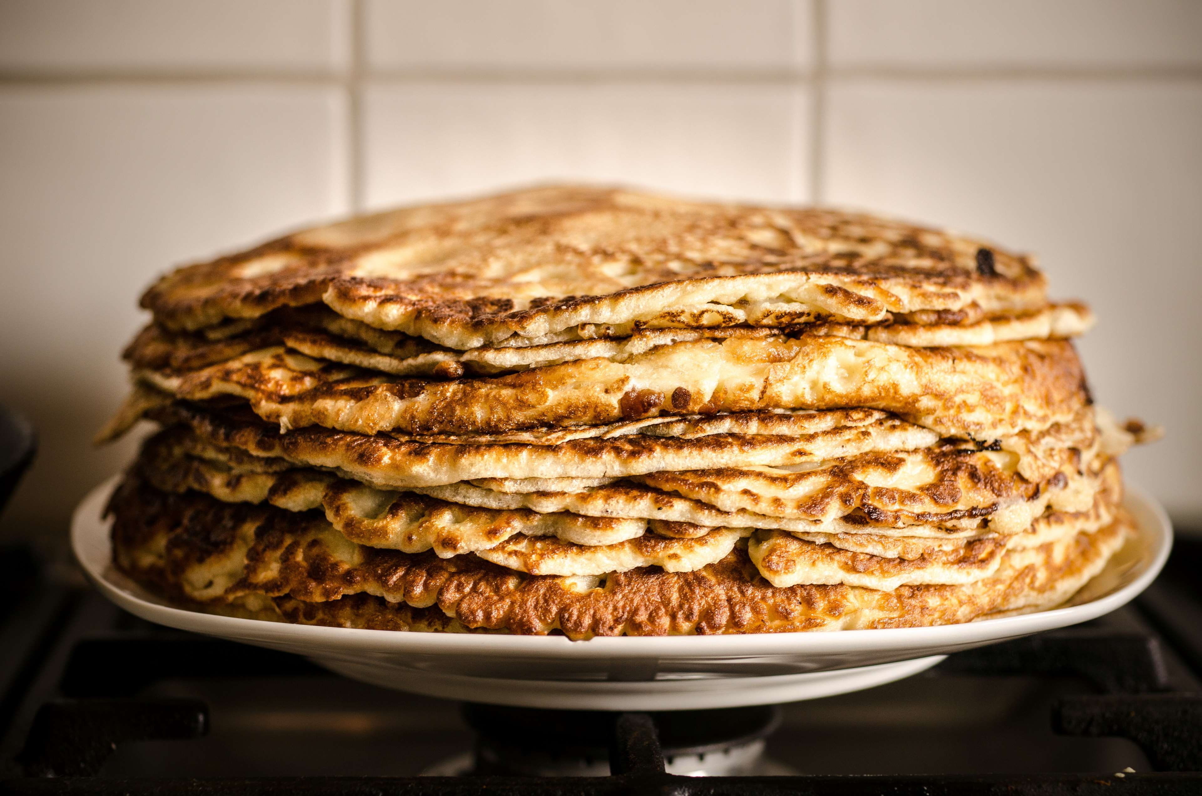 wafers, sweet food, indulgence, sweet, dessert, pancakes, ready-to-eat, dinner, bread, meal, indoors, food and drink, temptation, homemade, healthy eating, HD Wallpaper