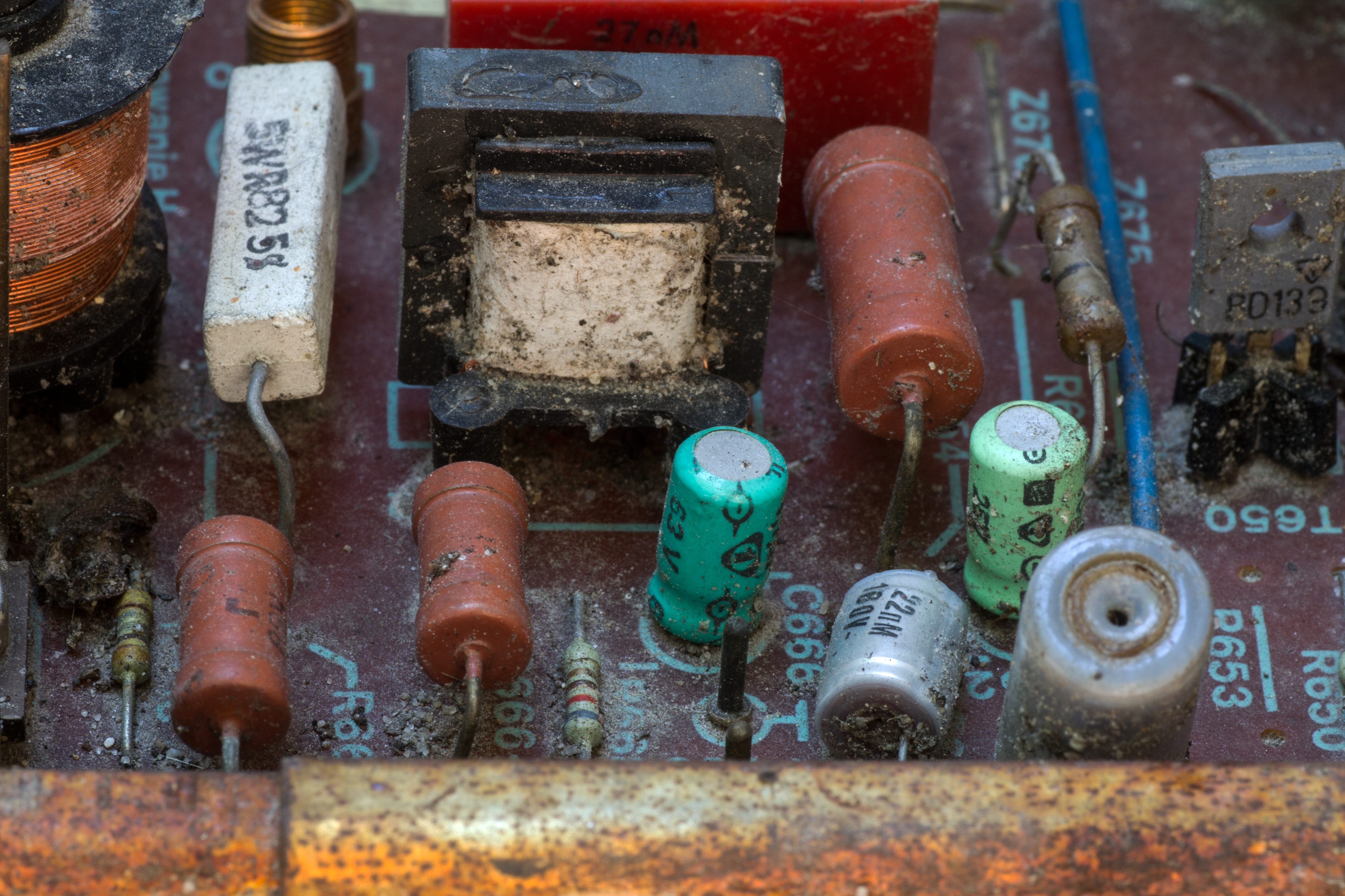 run-down, equipment, 4K, messy, no people, decline, e waste, abandoned, still life, electricity, indoors, metal, close-up, printed circuit board, technology, HD Wallpaper