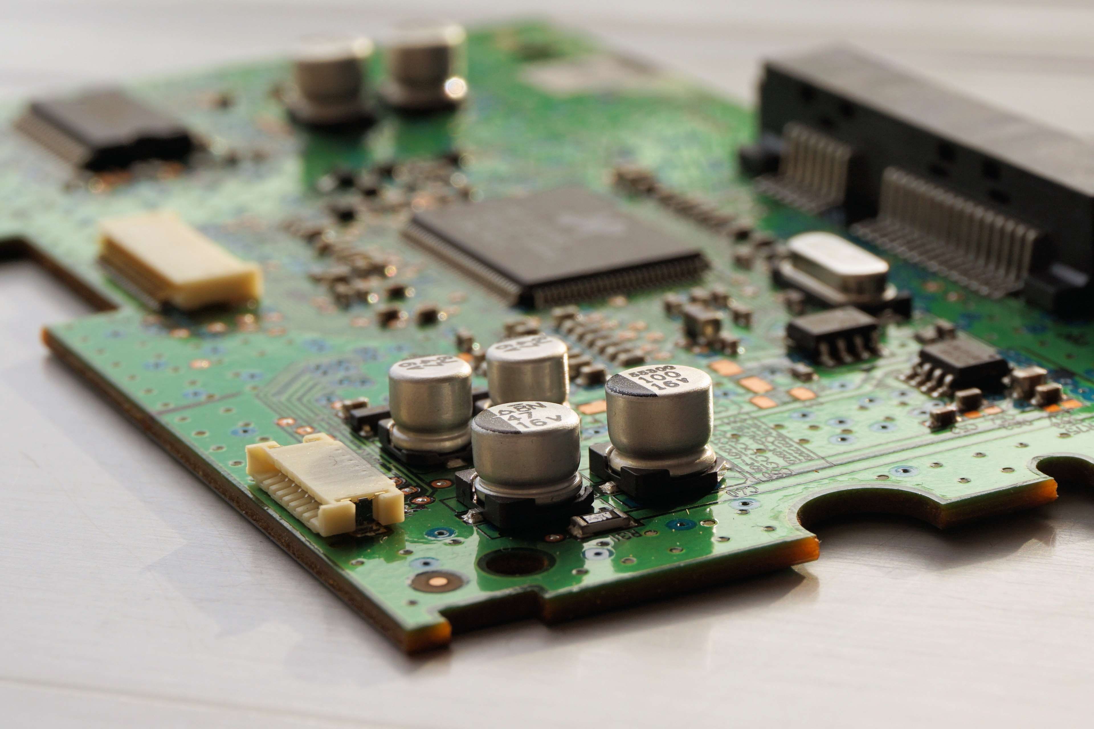 focus on foreground, electronics industry, high angle view, no people, digital, electrical equipment, information, selective focus, data, circuits, silicon, HD Wallpaper
