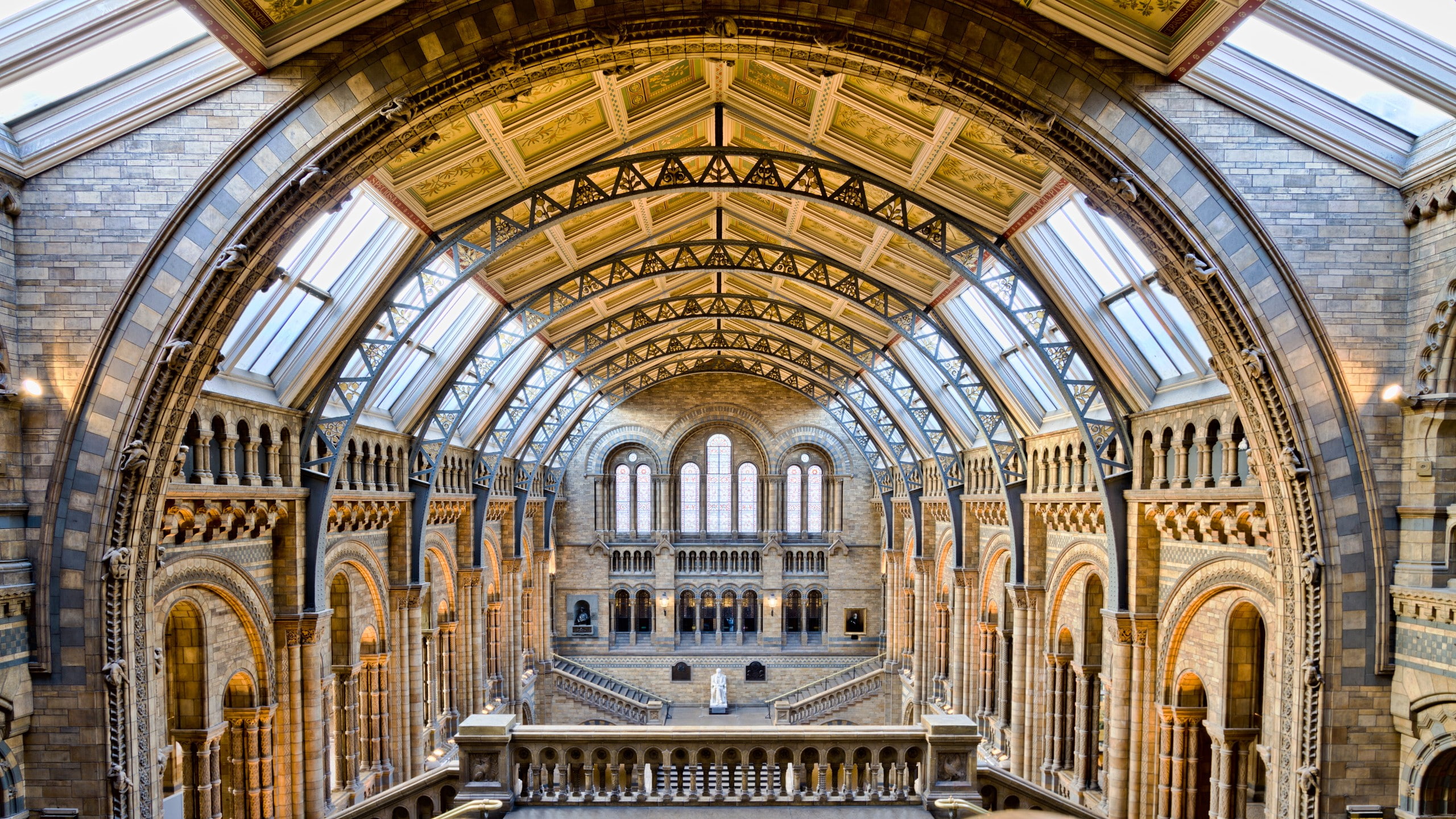 day, museum, 2K, architectural feature, arch, history, no people, ornate, old, travel, gothic style, the past, tourism, city, arched, building, travel destinations, HD Wallpaper