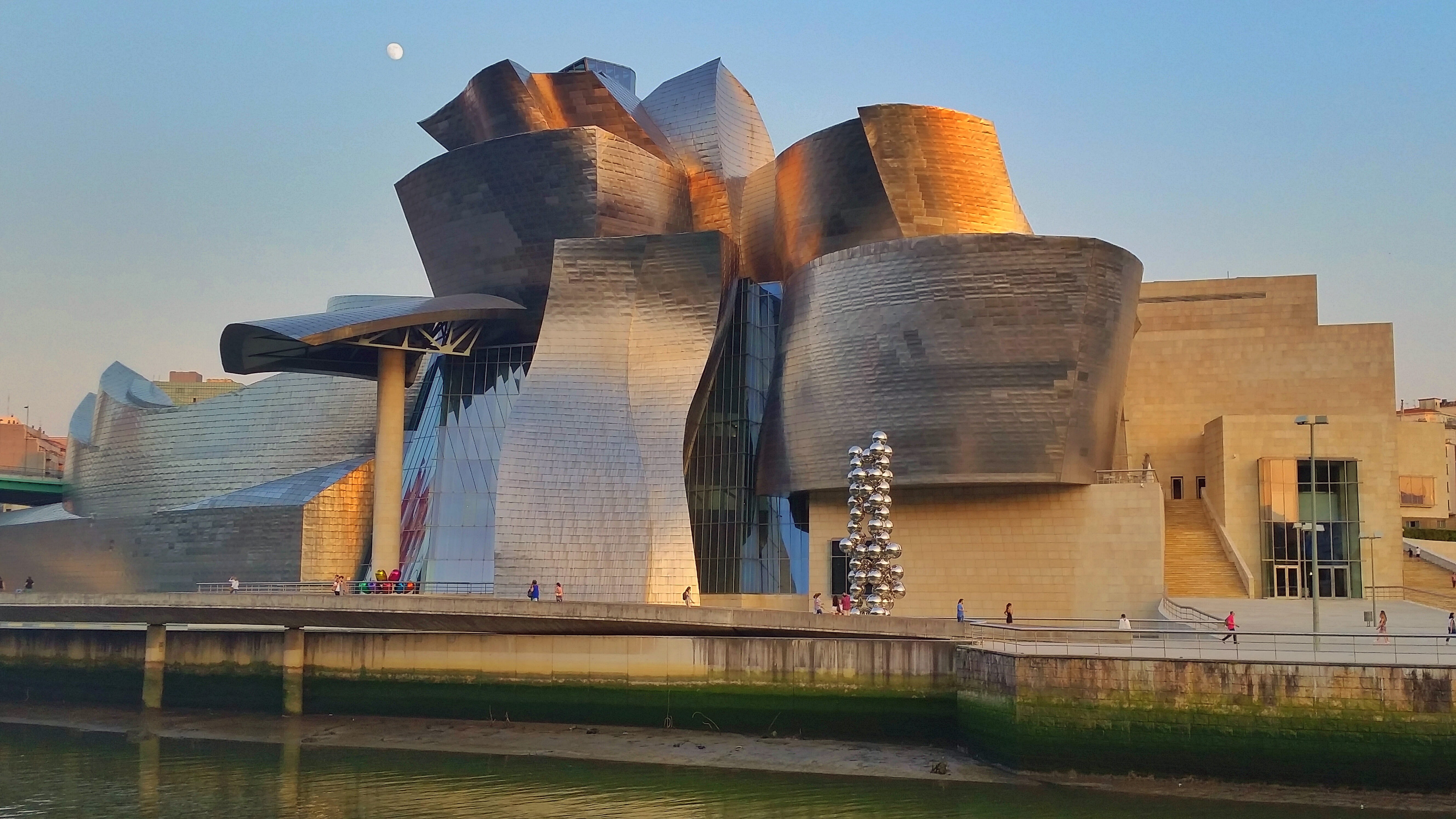 guggenheim museum, sky, sunset, bilbao, financial district, tall - high, office, built structure, city, building, europe, museum, nature, low angle view, HD Wallpaper