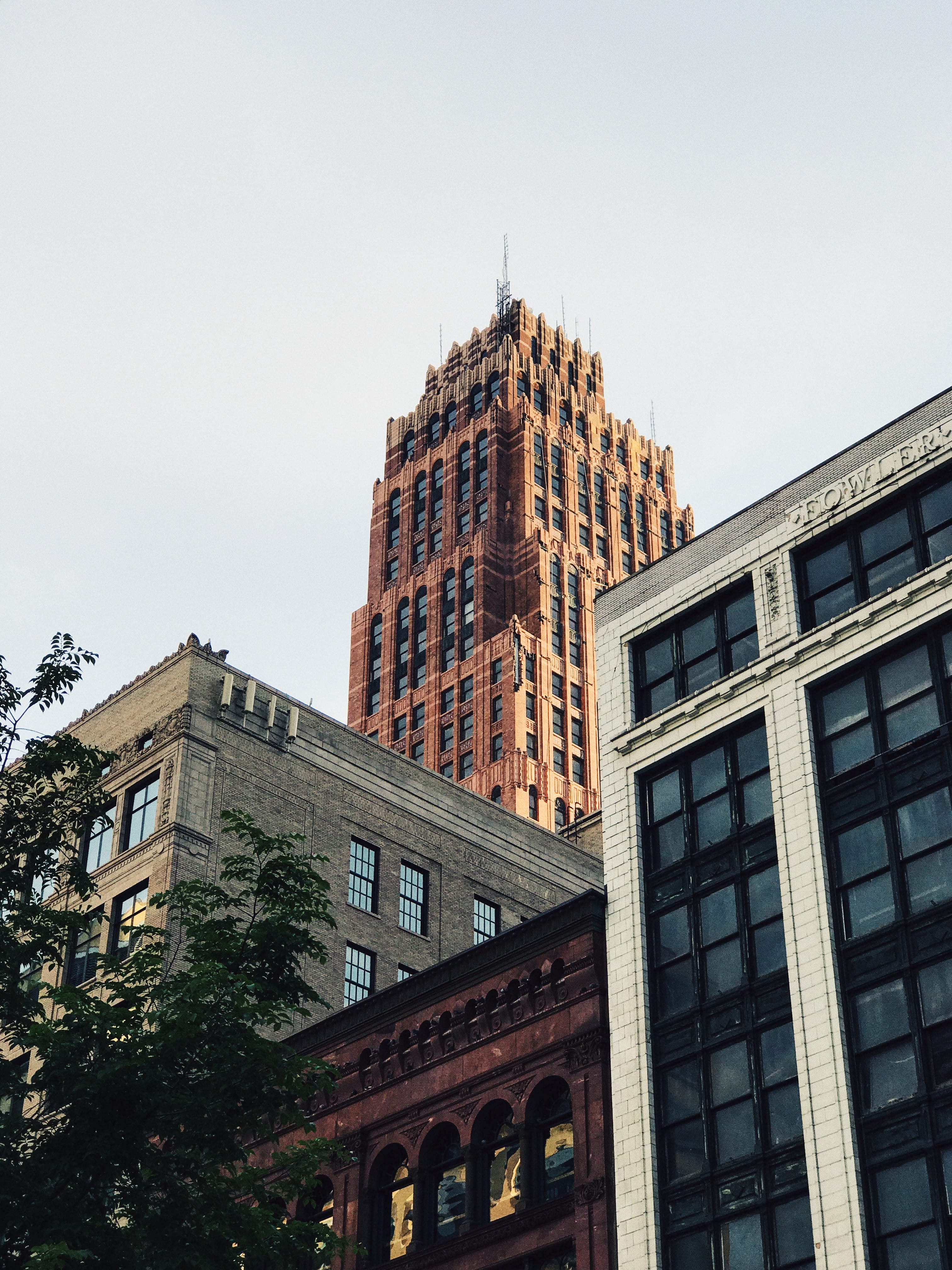 skyscraper, 7, united states, sky, detroit, plus, day, skyline, built structure, copy space, window, no people, plant, home, building, architecture, building exterior, Phone HD Wallpaper