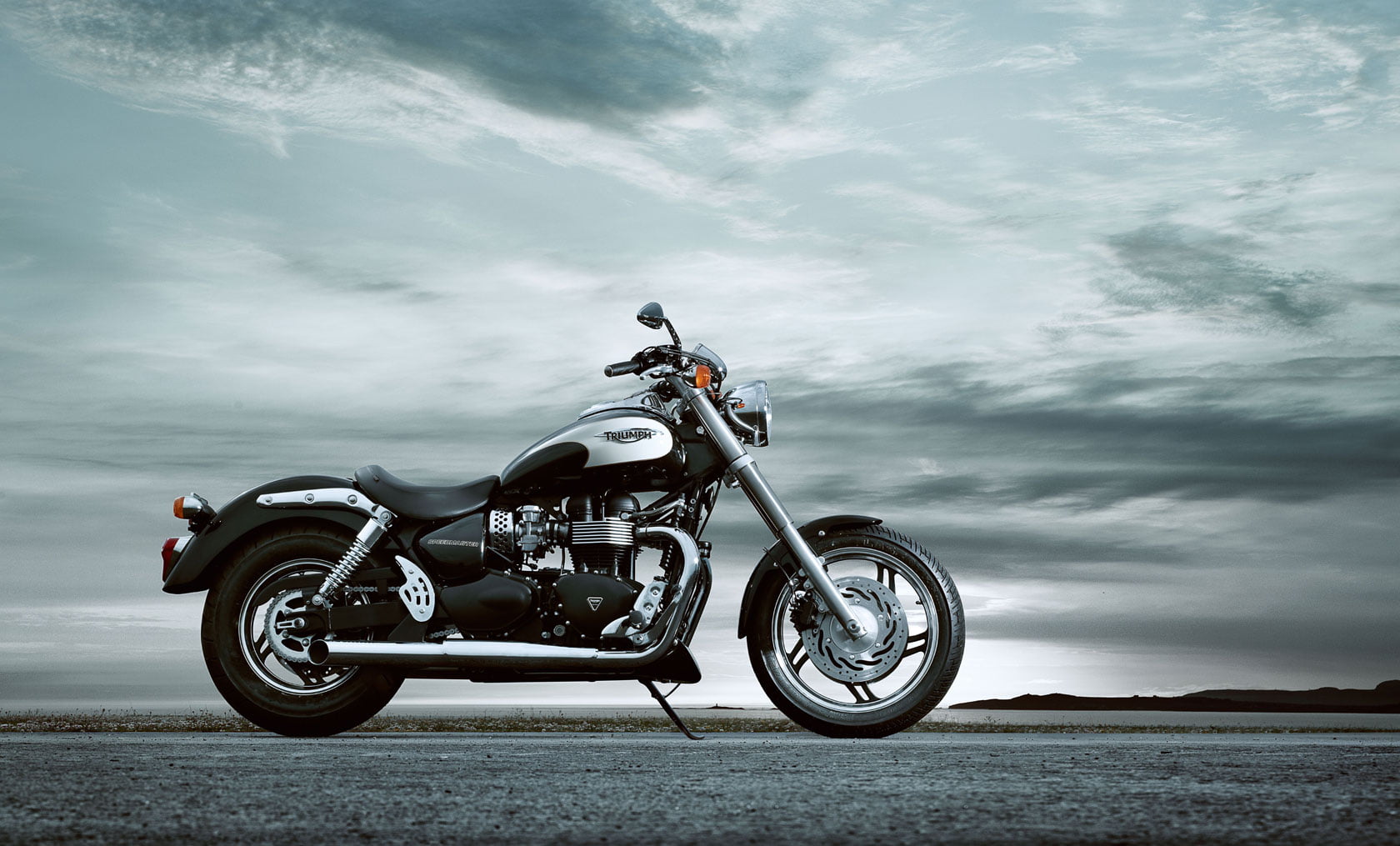 road, sport, one person, gray, outdoors, leather, riding, headwear, side view, right, motorcycle, Triumph, full length, Motorcycles, mode of transportation, HD Wallpaper