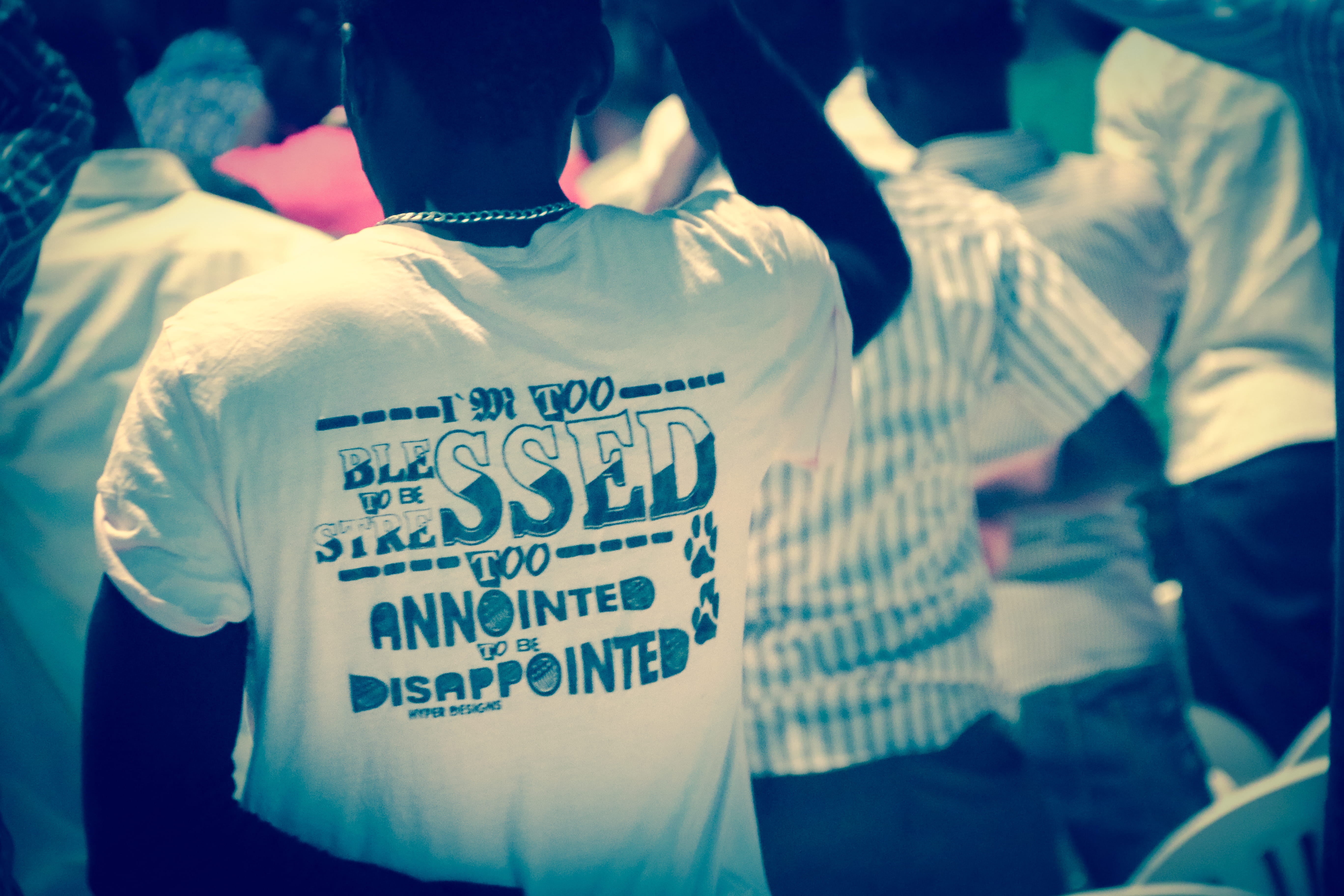focus on foreground, praise, clothing, jesus, western script, africa, real people, selective focus, women, midsection, uganda, communication, rear view, HD Wallpaper