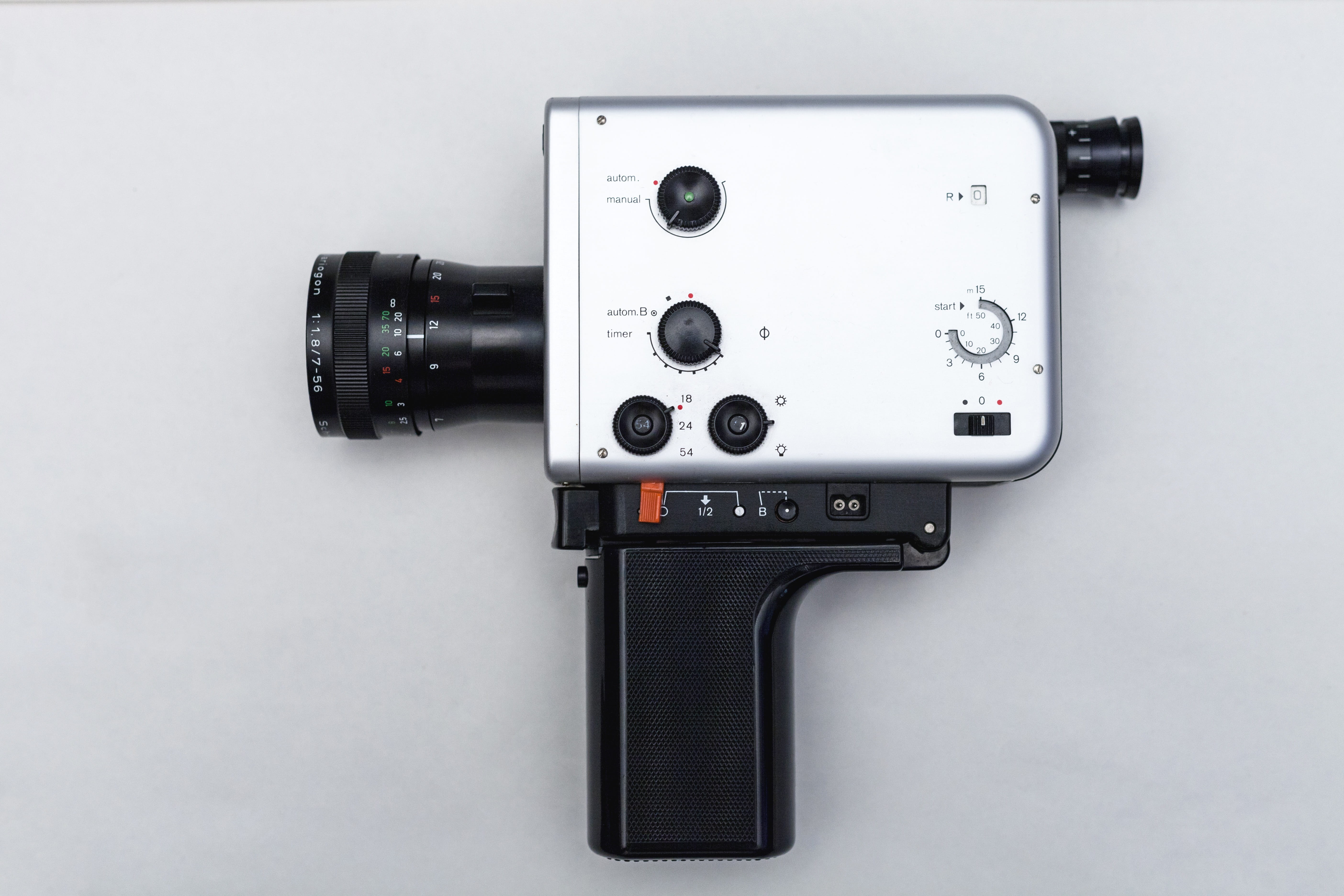 camera - photographic equipment, film, isolated, photography, photographic equipment, white background, indoors, communication, film camera, old fashion, HD Wallpaper