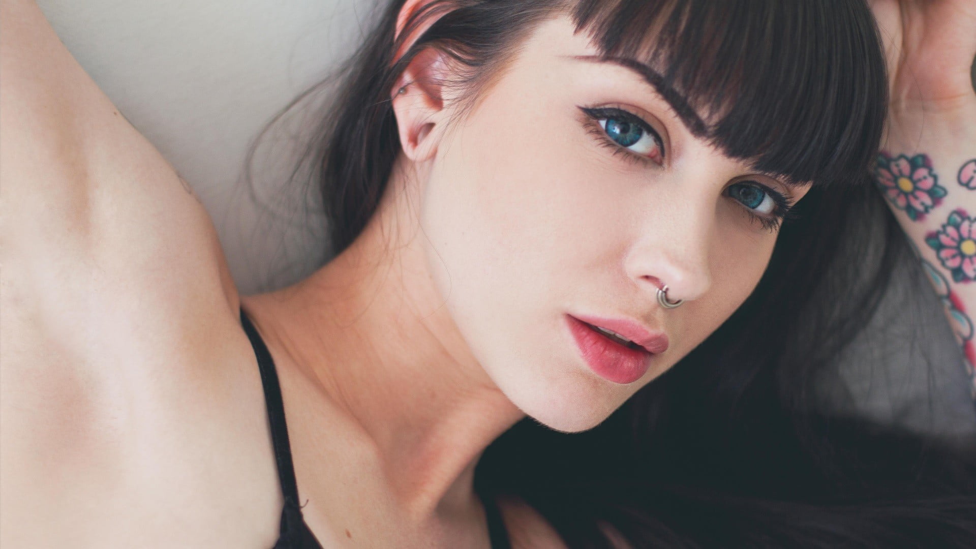 women, close-up, lipstick, human body part, top, s, strap, young adult, contact lenses, human face, tattoo, black, Arwen Suicide, beauty, adult, beautiful woman, HD Wallpaper
