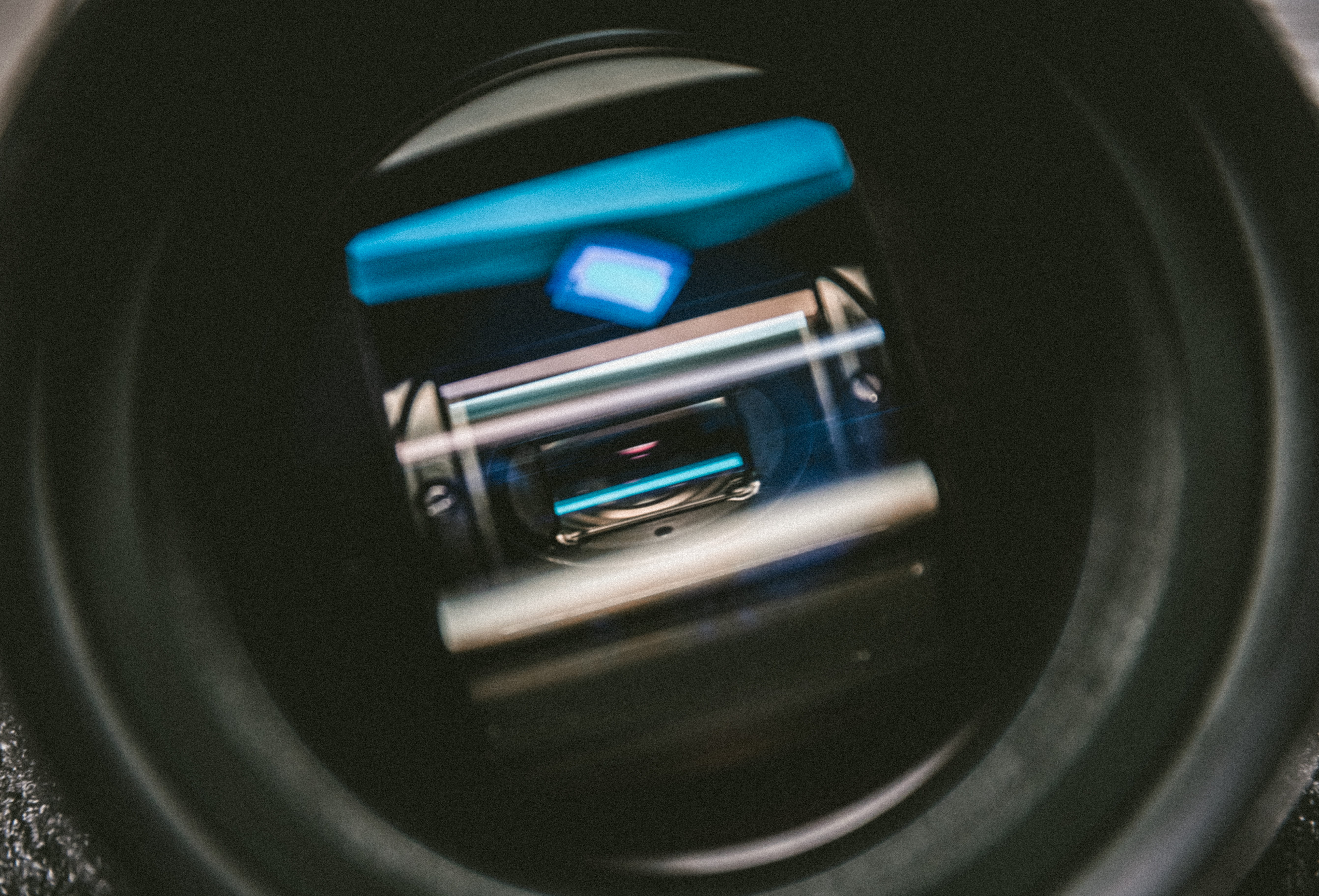 still life, light, no people, r3d, tech, vintage len, electrical equipment, photography, music, red epic, film, maco, cable, reflection, connection, indoors, HD Wallpaper
