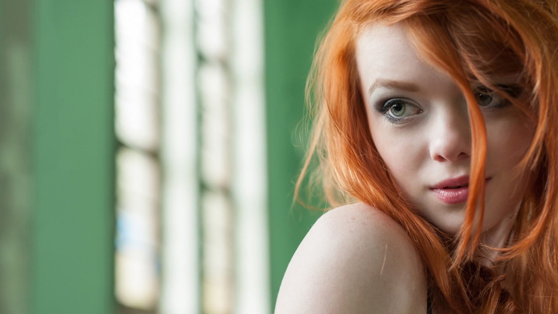 people, lipstick, redhead, females, day, hairstyle, headshot, teenager, outdoors, looking, long Hair, model, human Hair, face, young Adult, focus on foreground, HD Wallpaper