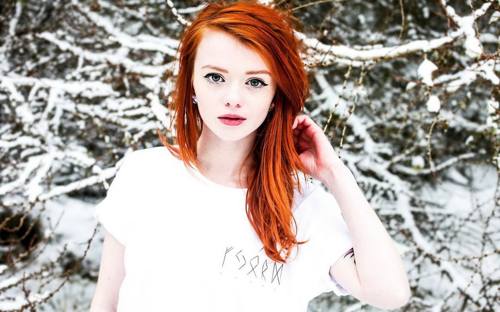red, adult, long Hair, fashion Model, beautiful, day, white, snow, young Adult, season, 720P, beauty In Nature, woman, redhead, model, sleeved, nature, HD Wallpaper