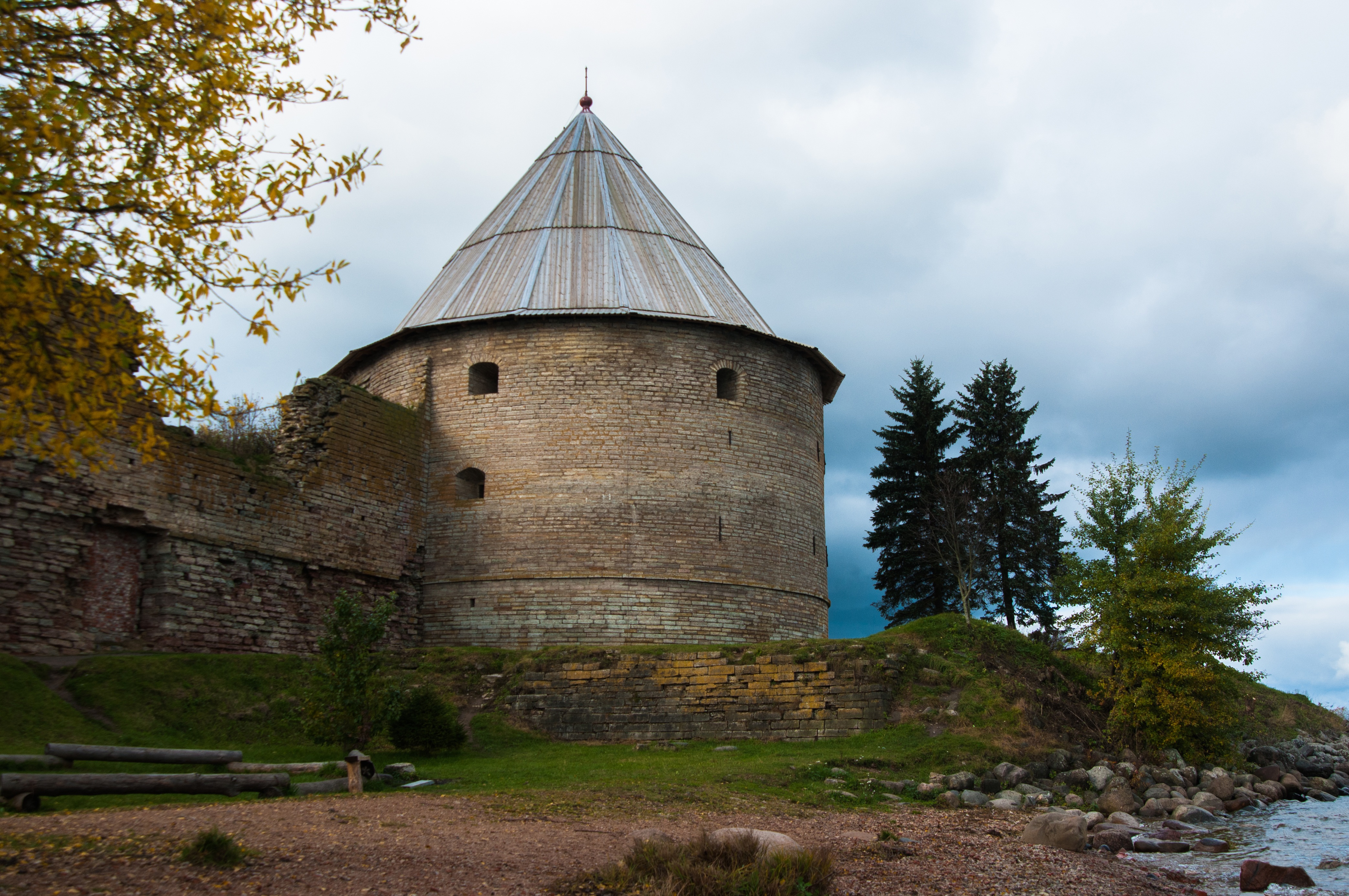 neva, outdoors, travel destinations, roof, nature, building exterior, low angle view, blue sky, cloud - sky, ladoga, tower, culture, 4K, day, nutlet, plant, HD Wallpaper