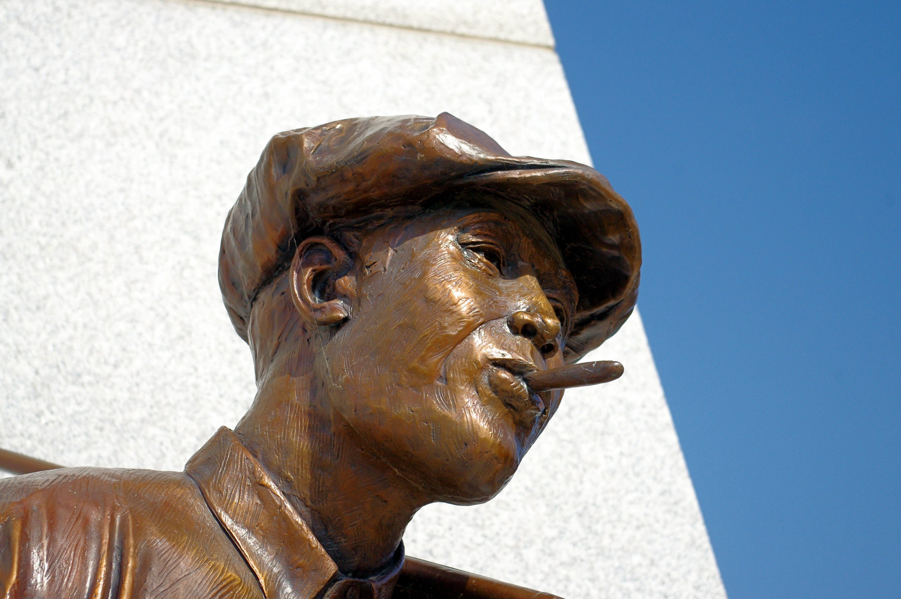 america, male likeness, hostility statue, tulsa, historic, clear sky, craft, statue, outdoors, historically, low angle view, representation, sculpture, HD Wallpaper