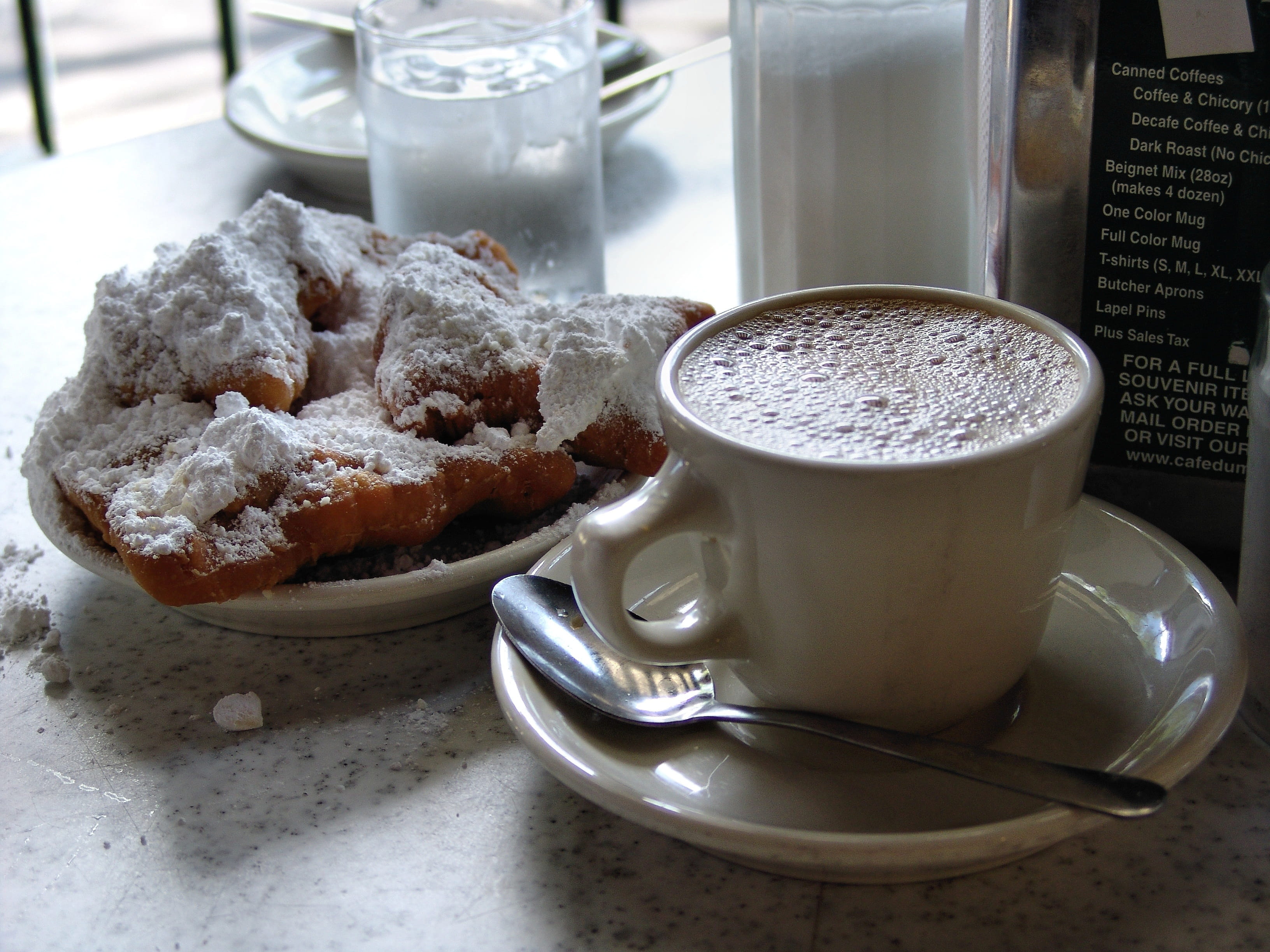 freshness, french quarter, no people, snack, ready-to-eat, 2K, sweet food, food and drink, still life, cup, cafe du monde, close-up, food, table, coffee, HD Wallpaper