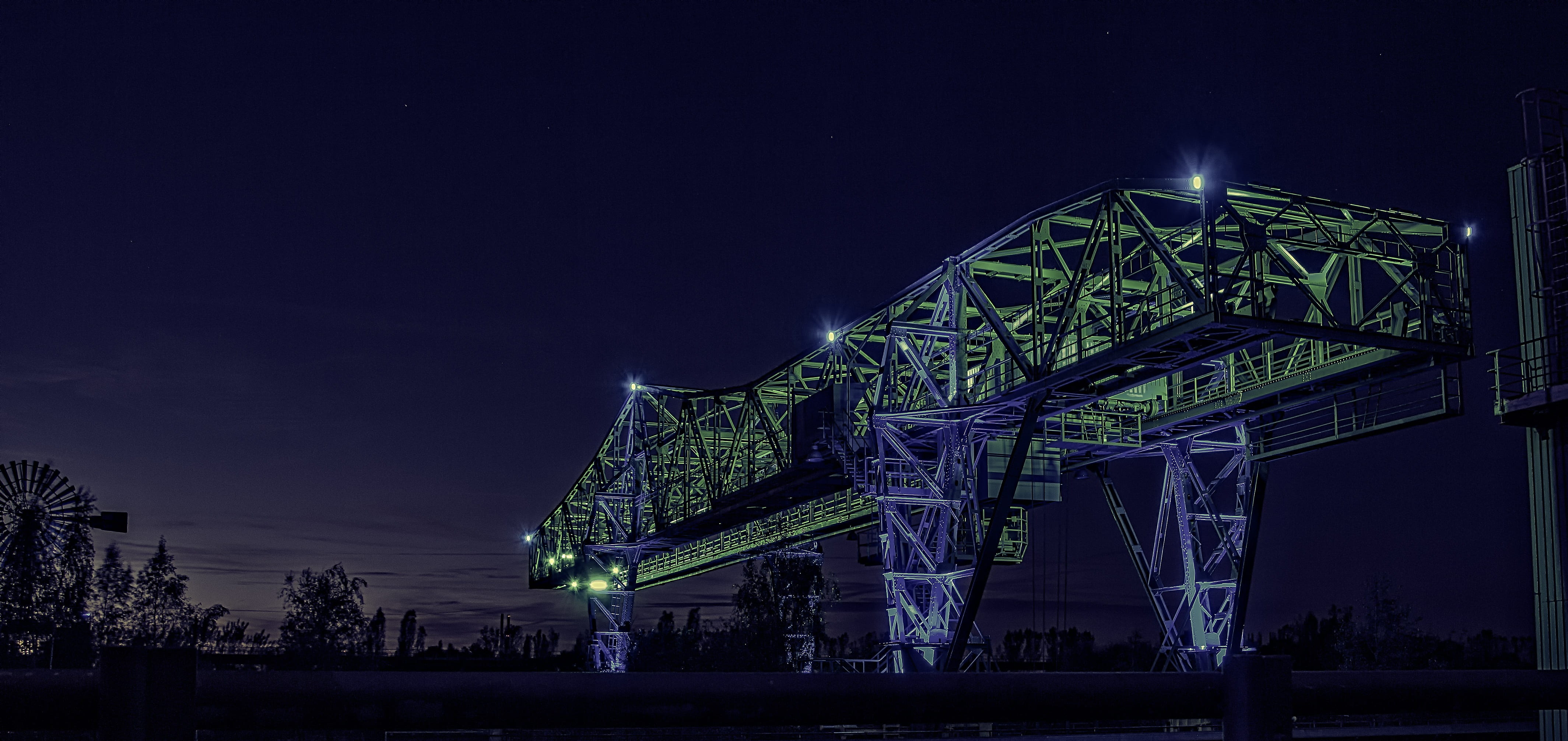 travel destinations, nightlife, 4K, travel, plant, building exterior, building, built structure, architecture, sky, illuminated, amusement park, low angle view, HD Wallpaper