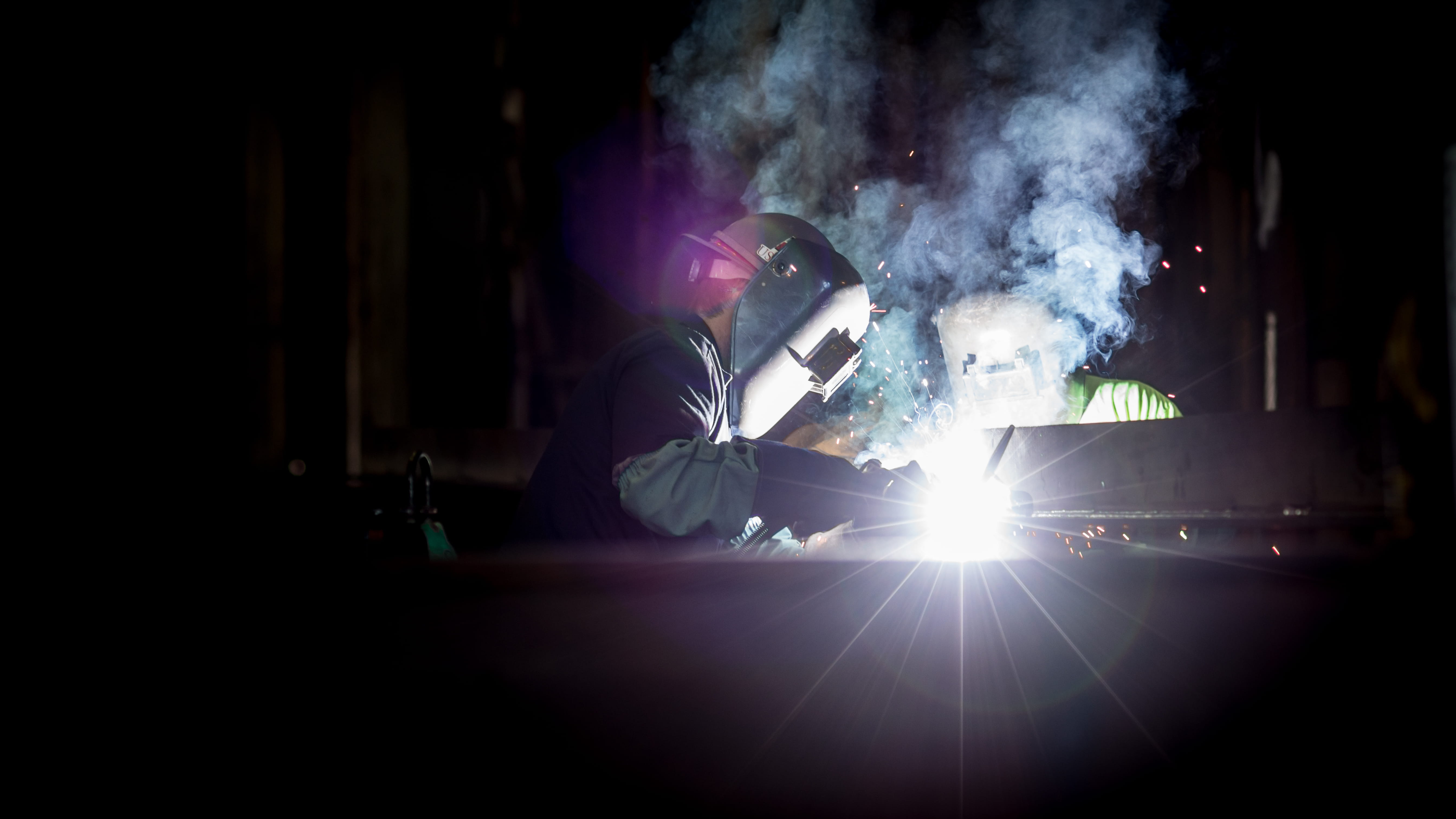 real people, protection, one person, industry, factory, unrecognizable person, 5K, steel, dark, alloy, skill, steel mill, holding, using, protective workwear, HD Wallpaper