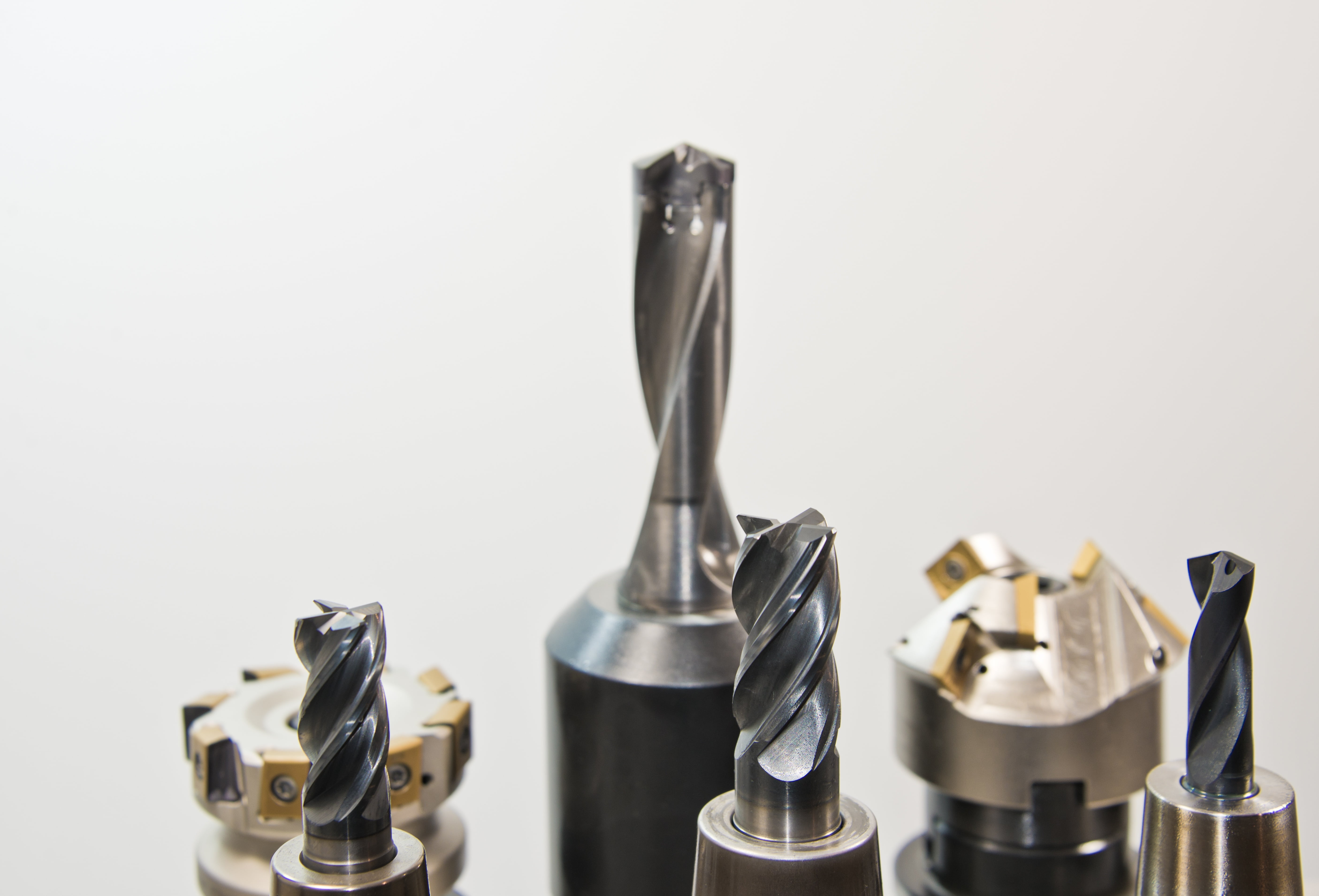 silver colored, close-up, shiny, metal, success, mechanics, cnc machine, equipment, group of objects, tool, zerspahnung, drill, no people, metal construction, HD Wallpaper