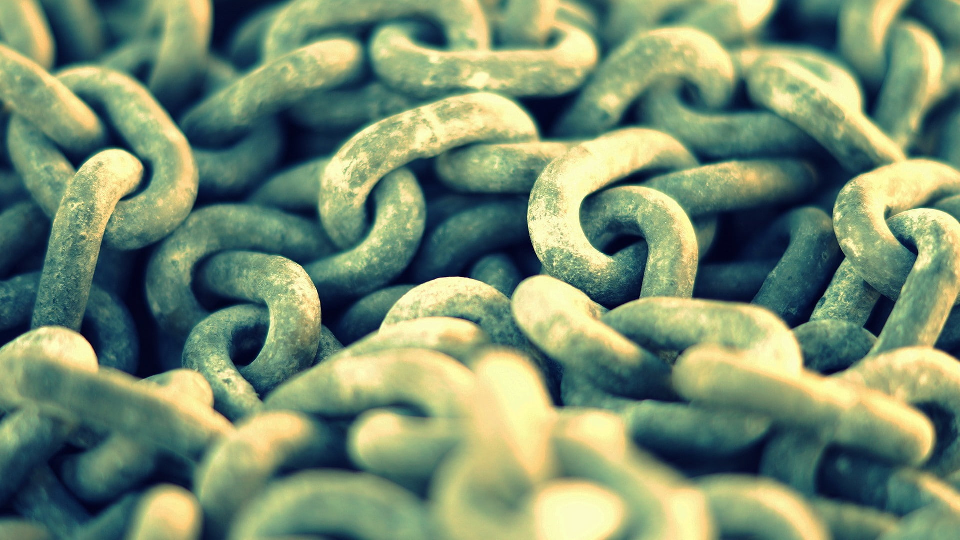 no people, metal, 1080P, large group of objects, backgrounds, selective focus, chain, healthy eating, pattern, heap, temptation, chains, design, wellbeing, HD Wallpaper