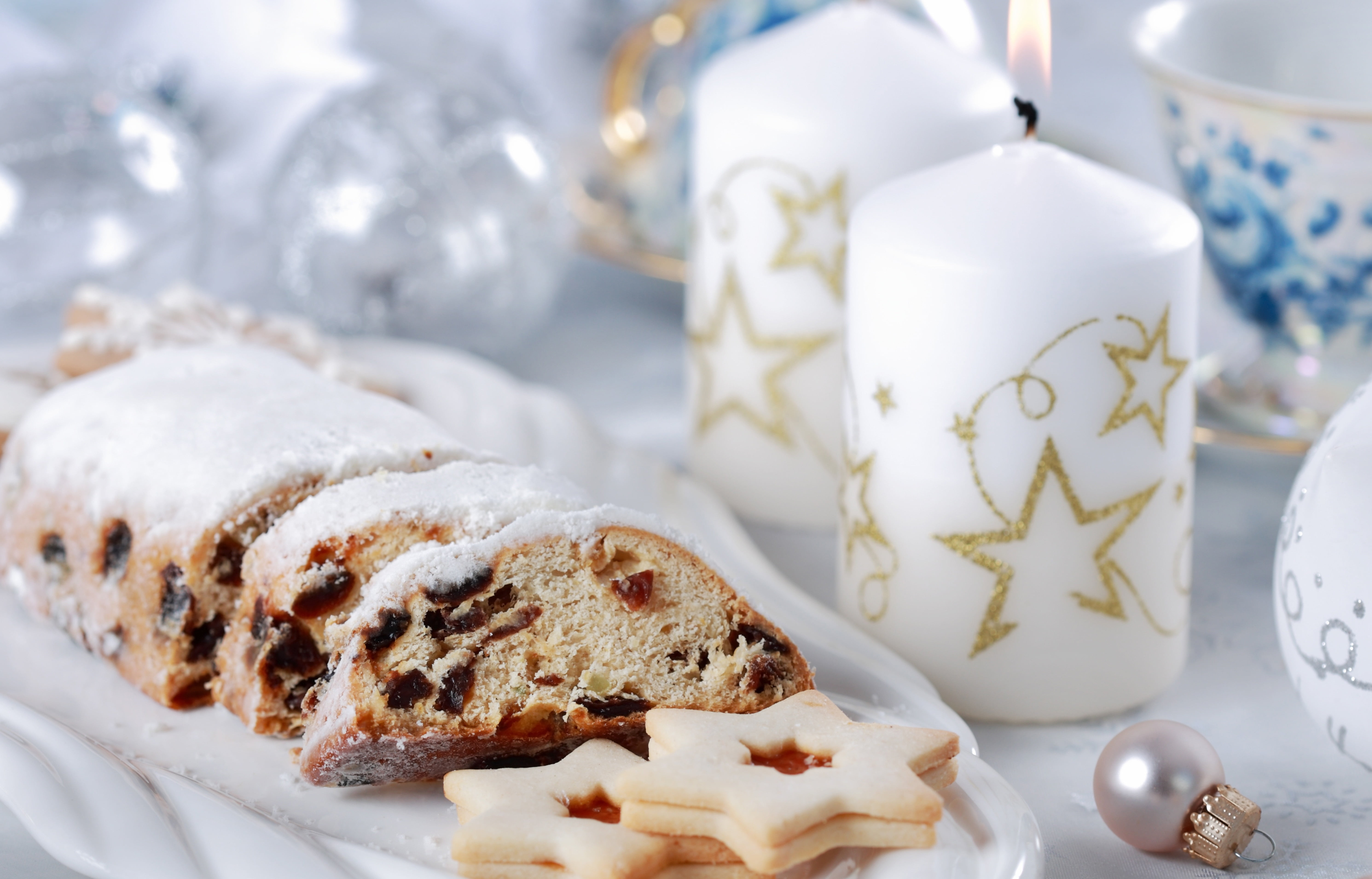 food, candle, icing, no People, baked, indulgence, cultures, indoors, table, pastry, celebration, refreshment, wood - Material, homemade, sweet Food, cake, HD Wallpaper