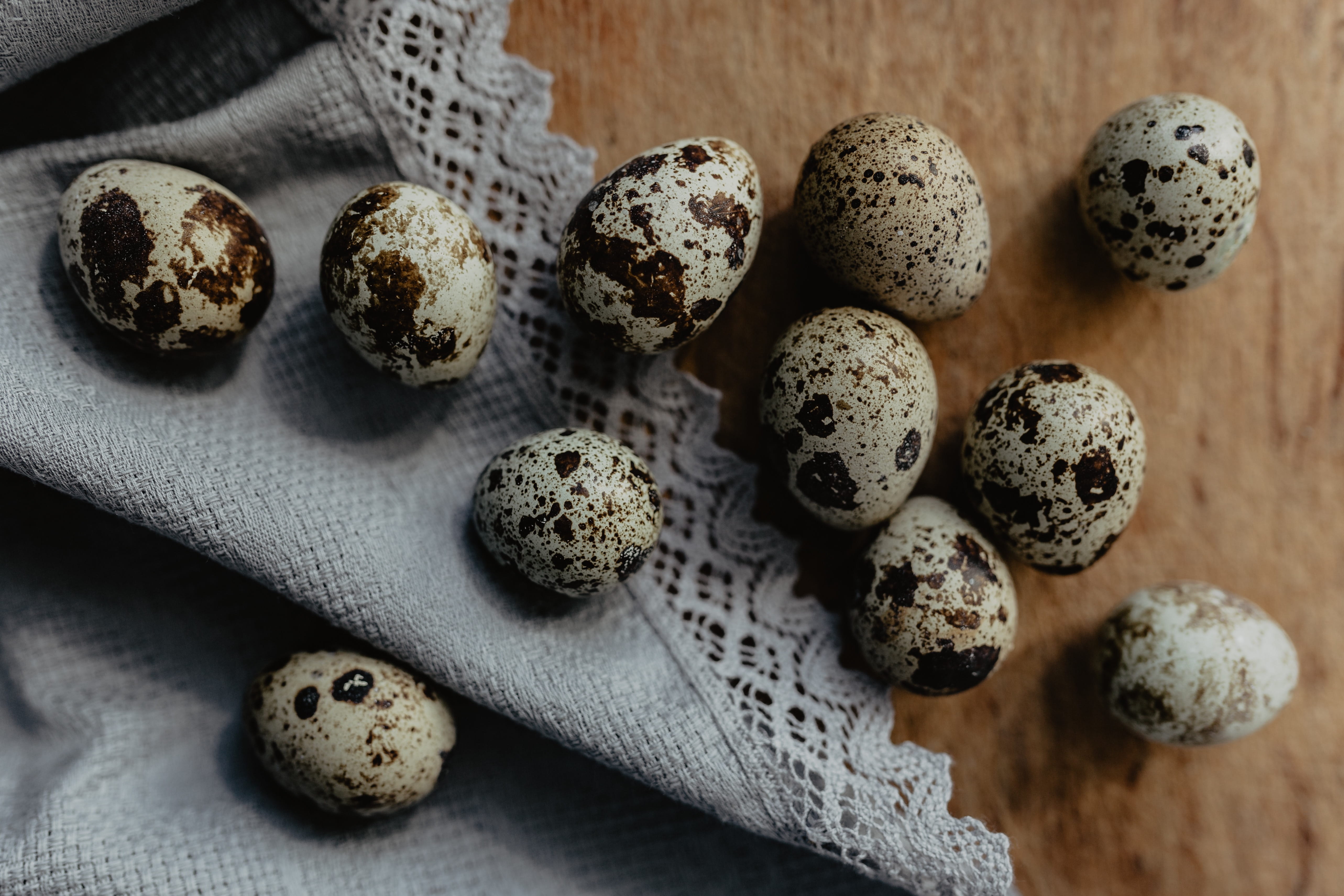 still life, freshness, close-up, table, large group of objects, eggs, textile, healthy eating, pattern, wood - material, food and drink, easter, indoors, HD Wallpaper