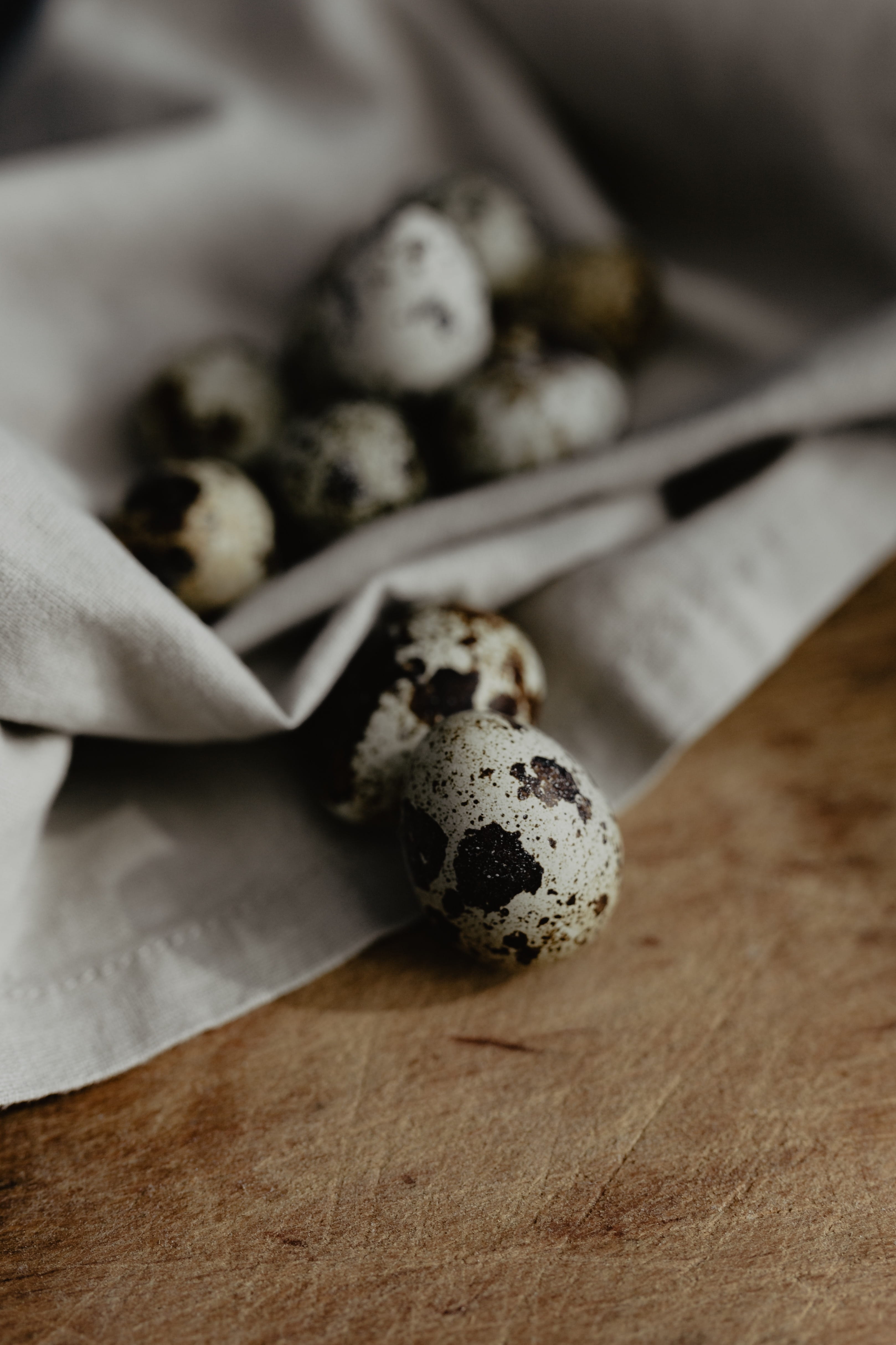 focus on foreground, 4K, representation, freshness, holding, high angle view, still life, close-up, indoors, healthy eating, eggs, food and drink, table, Phone HD Wallpaper