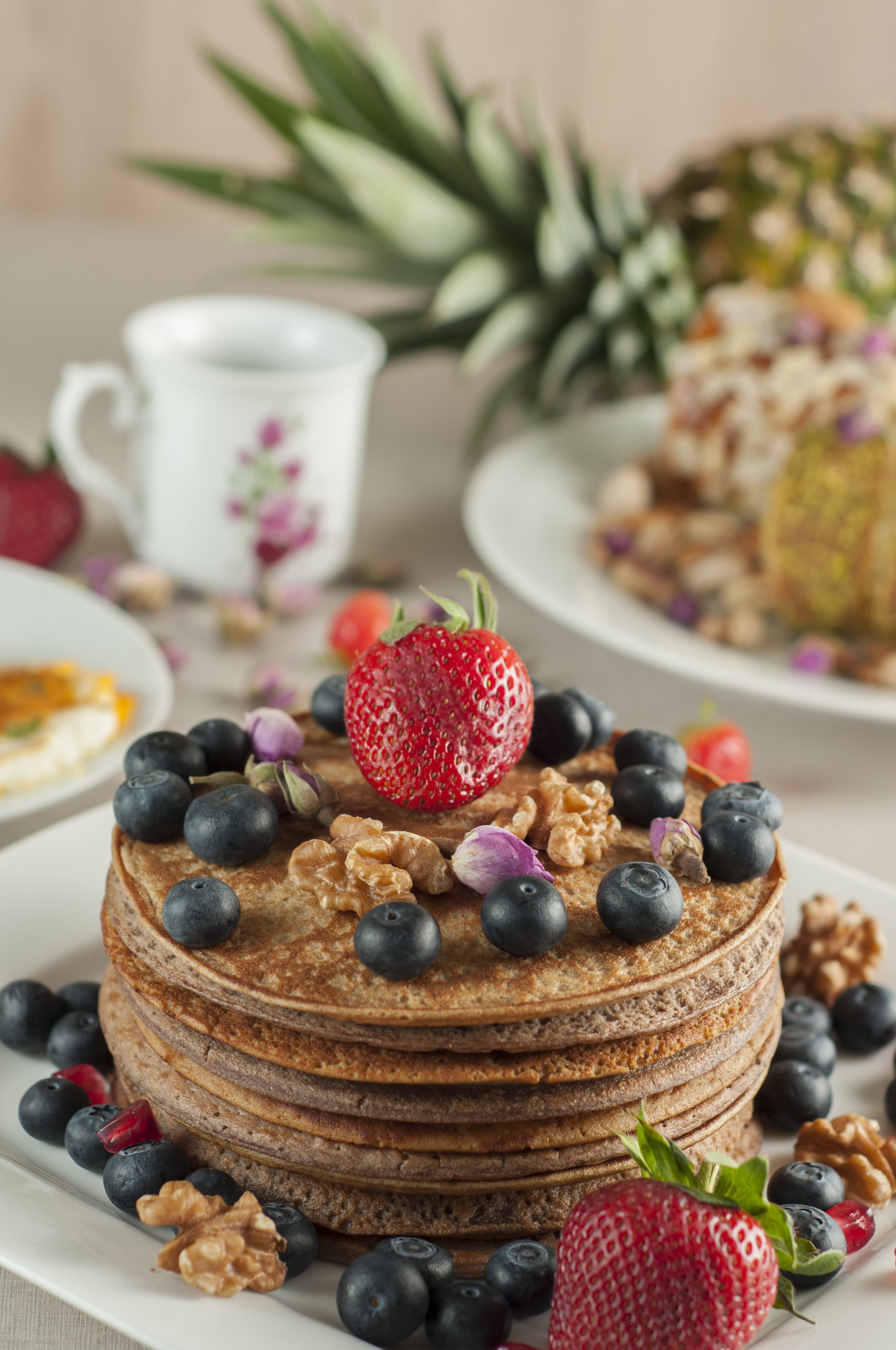 food and drink, blueberry, syrup, no people, sweet food, crepe pancake, delicious, strawberry, indulgence, tasty, crepe pancakes, berry, plate, morning, Phone HD Wallpaper