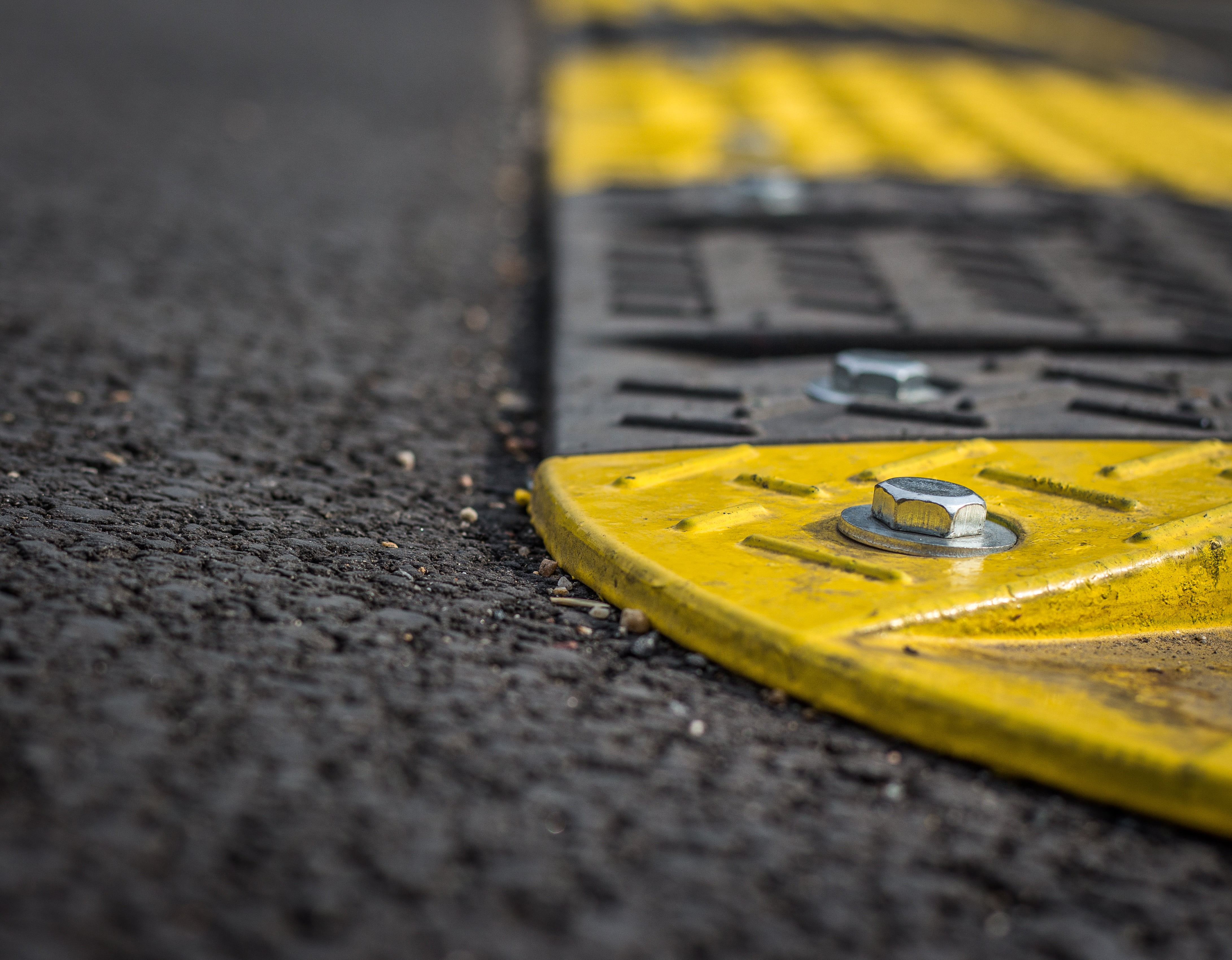 city, the screws, technology, drive, photo, metal, car, vehicle, road, detail, covers, selective focus, automotive, asphalt, ride, close, screw, path, high angle view, HD Wallpaper