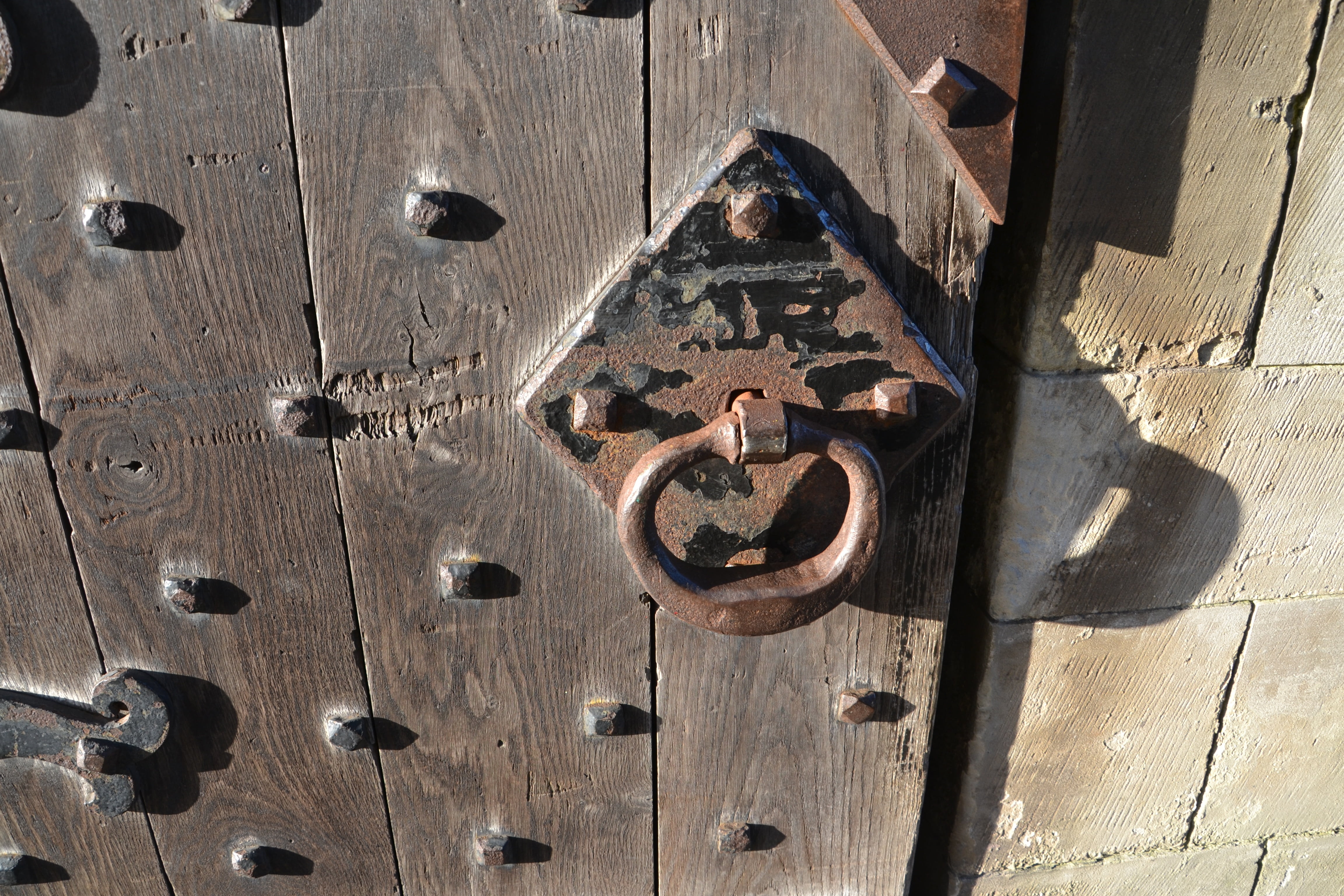 gate, wood - material, protection, medieval, entryway, security, front, door, outdoors, architecture, historic, gothic, steel, church, cathedral, knob, HD Wallpaper