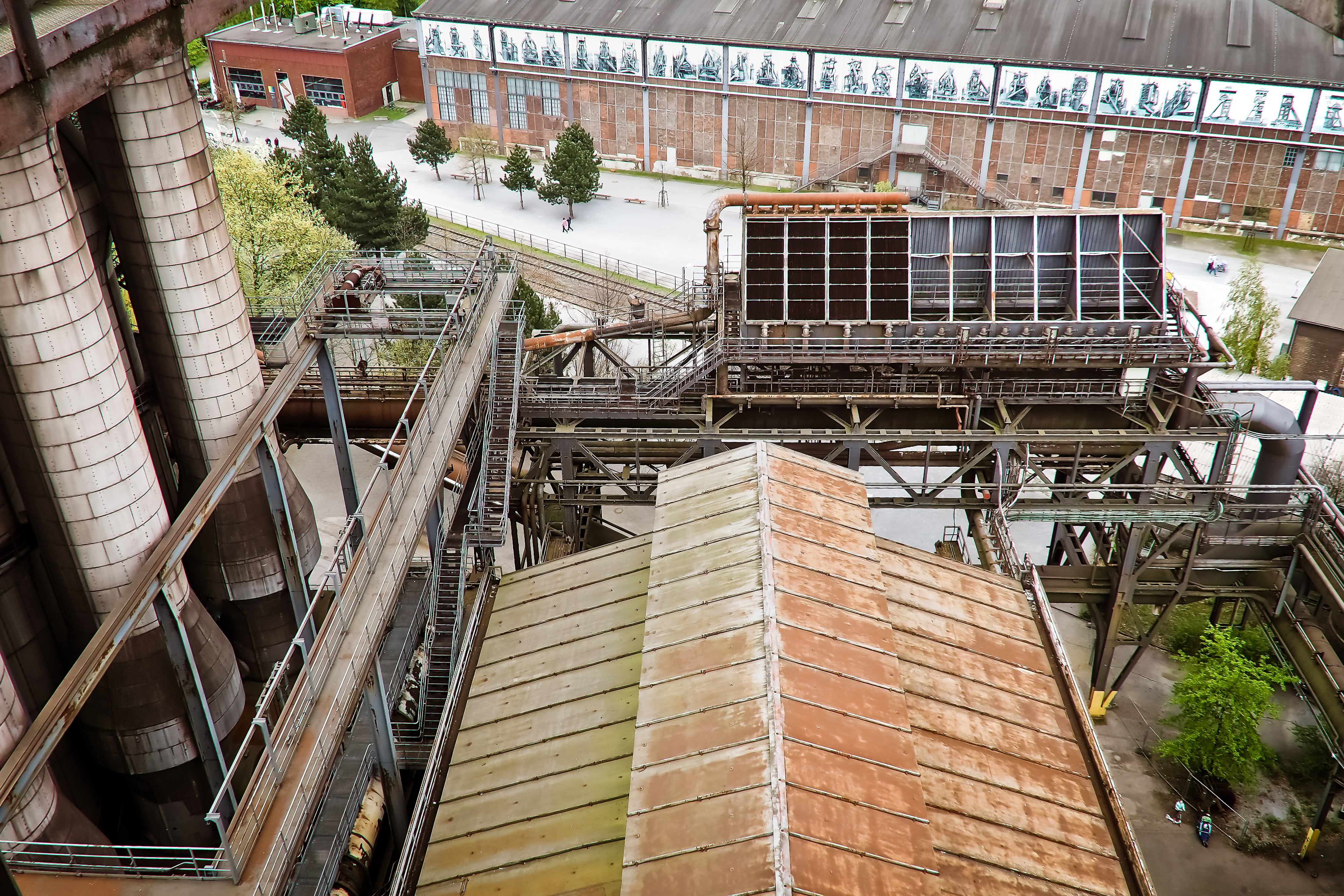 leave, steel production, transience, built structure, city, 4K, pipes, aerial, old factory, abandoned, lost places, landscape park, past, factory building, HD Wallpaper