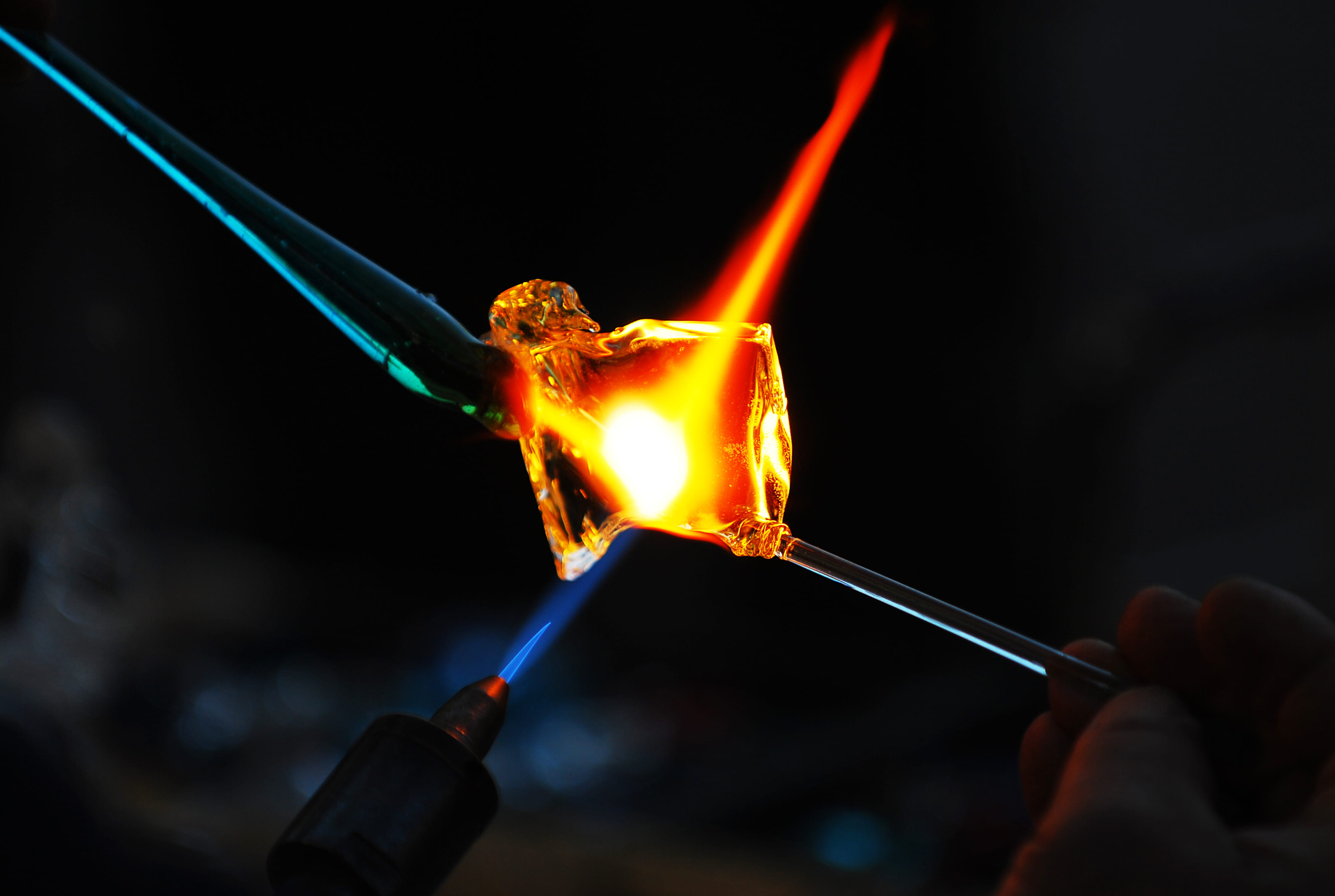 close-up, fire, smoke - physical structure, focus on foreground, real people, glassblowing, heat - Temperature, flame, burning, glowing, nature, igniting, HD Wallpaper