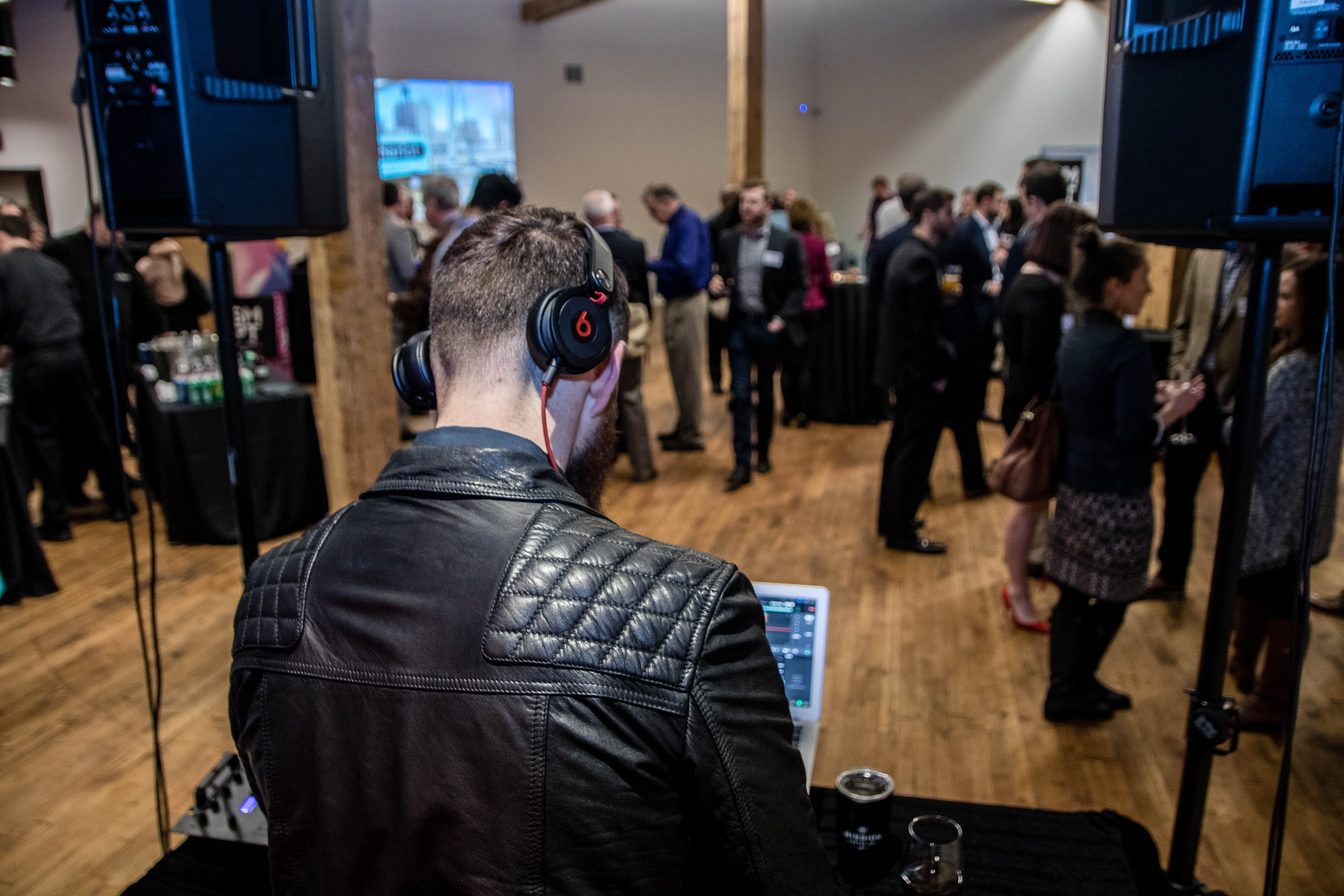 adult, large group of people, indoors, focus on foreground, dj, incidental people, 5K, party, women, technology, sounds, the columbus idea foundry, columbus, HD Wallpaper