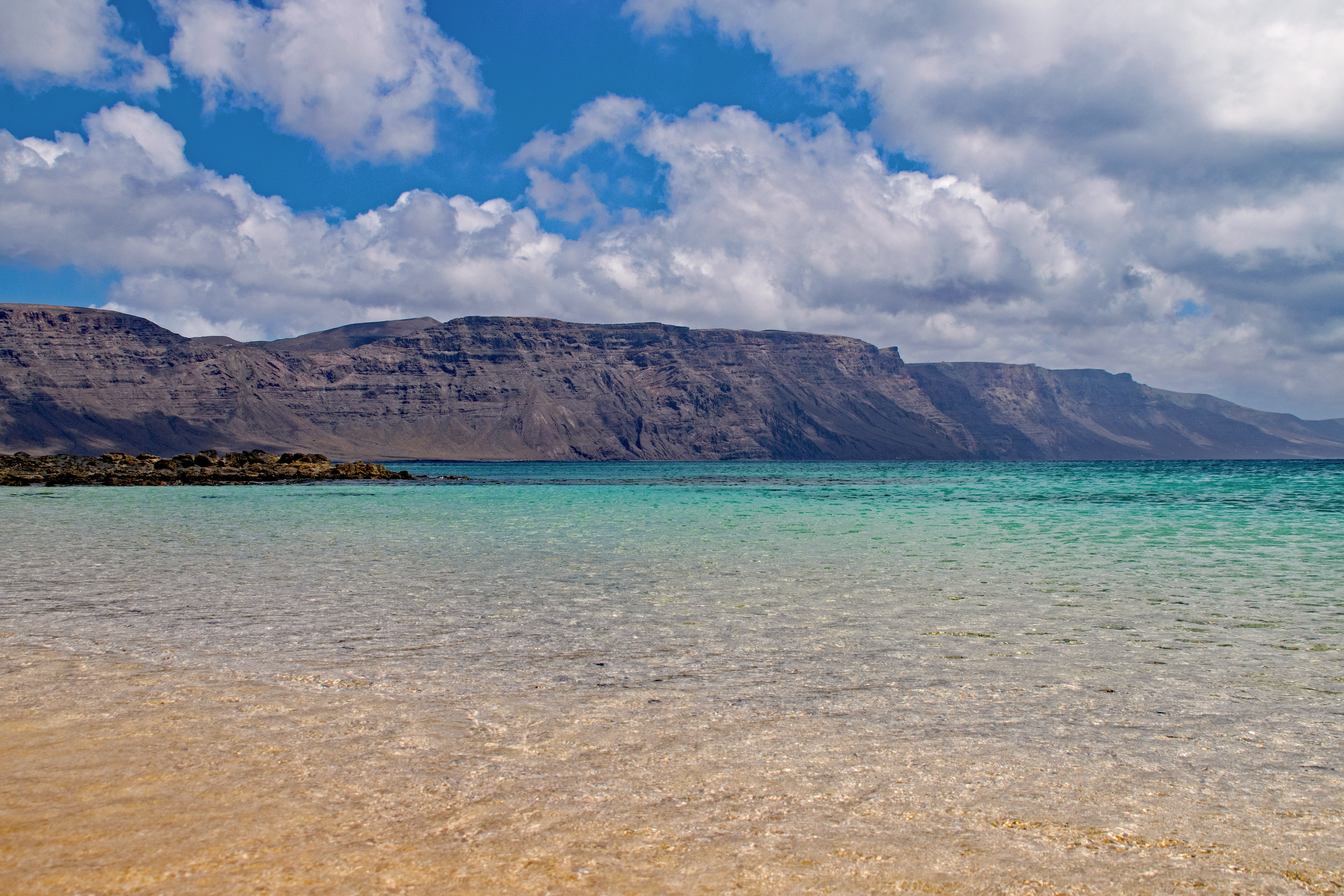 africa, water, scenics, land, la, 5K, mountain, nature, environment, non-urban scene, no People, blue, view, outlook, canary islands, lagoon, graciosa, HD Wallpaper