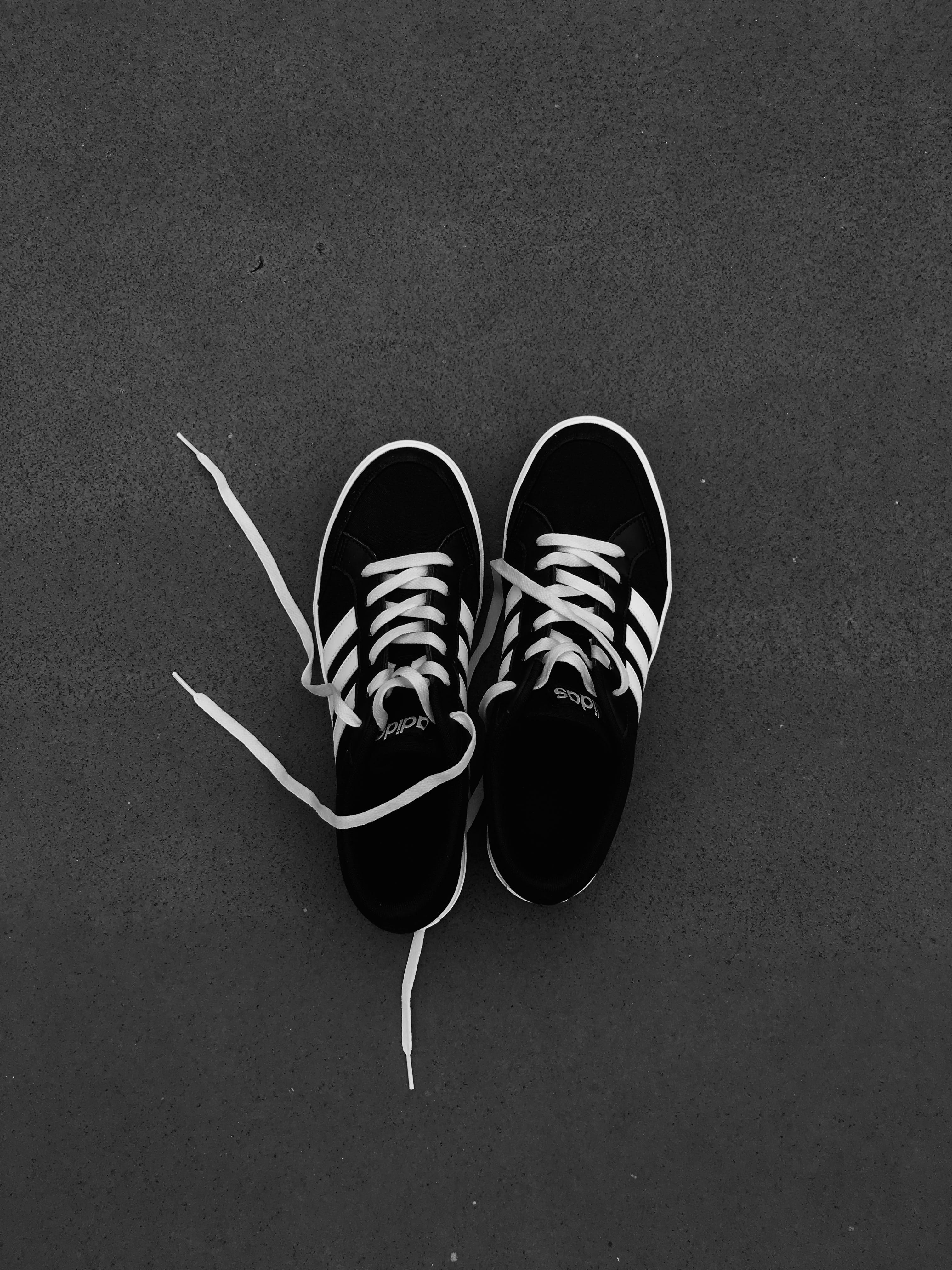 adidas, floor, fashion, footwear, compatibility, day, colors, studio shot, canvas shoe, pair, indoors, absence, old, shoe, 4K, sports shoe, black, grey, Phone HD Wallpaper
