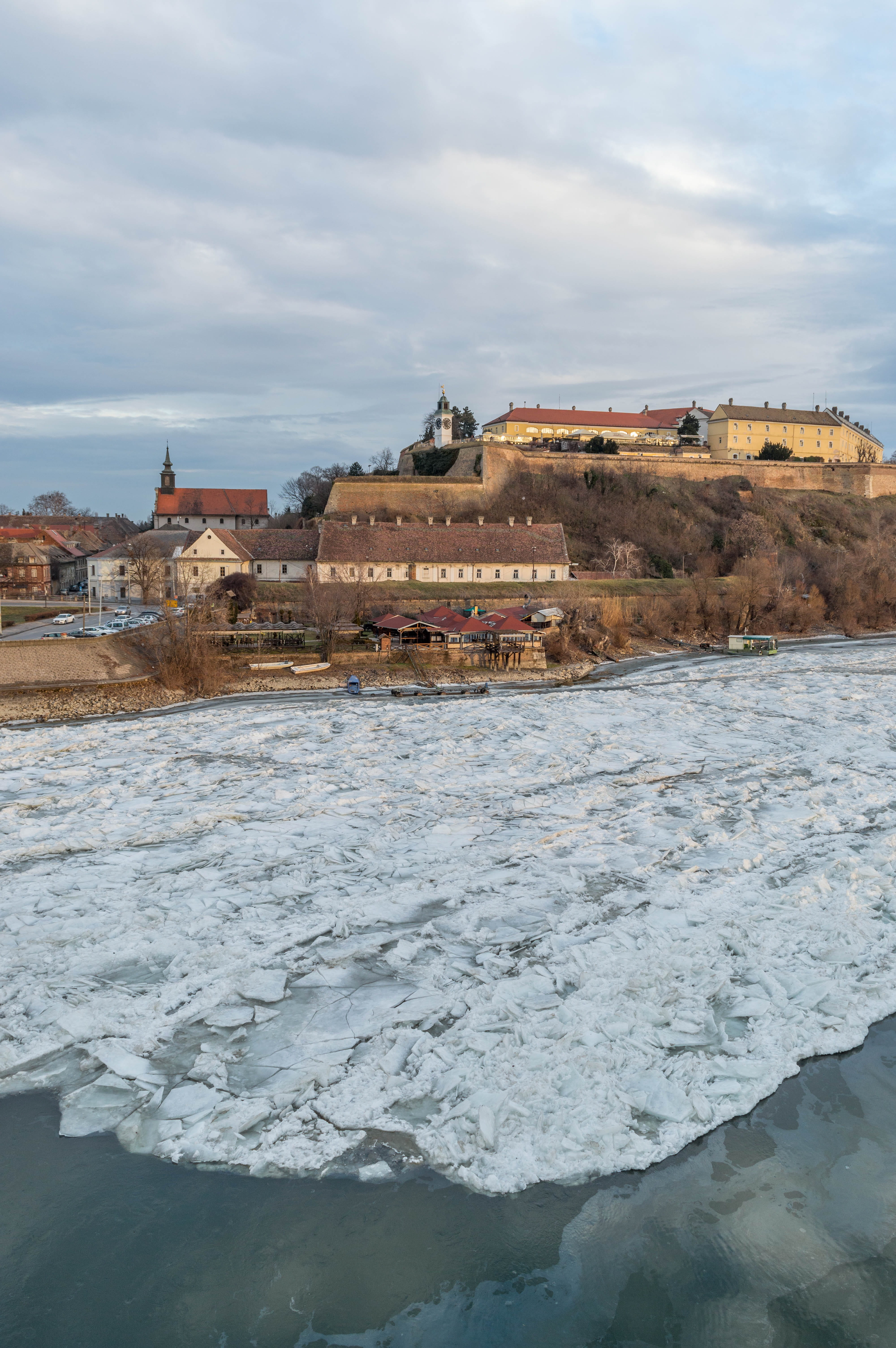 sky, Novi, destination, rock, landscape, old, river, Petrovaradin, power in nature, monument, building exterior, european, building, solid, famous Place, Phone HD Wallpaper
