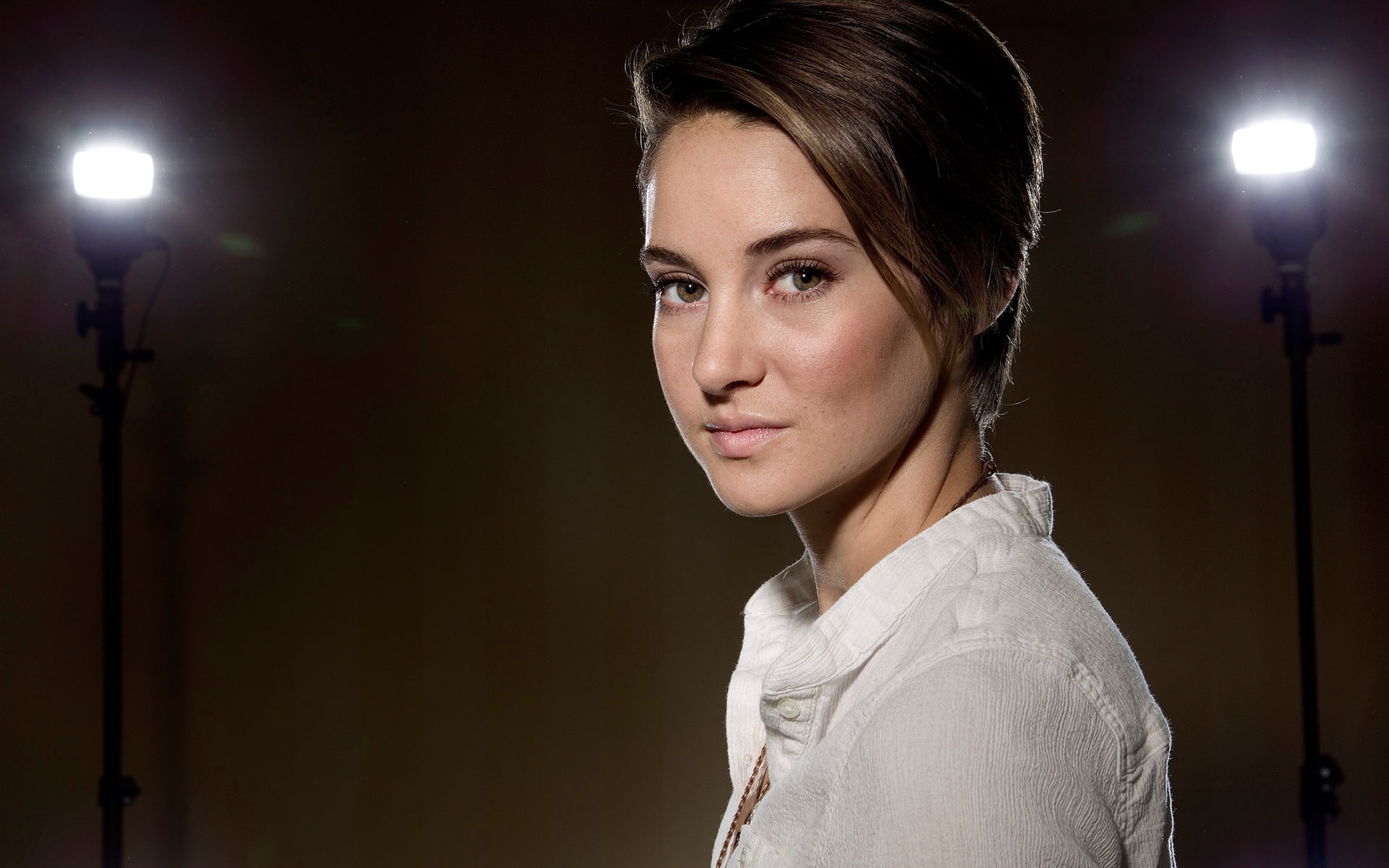 young, short, actress, 1080P, divergent, insurgent, shailene, cute, woodley, hair, HD Wallpaper