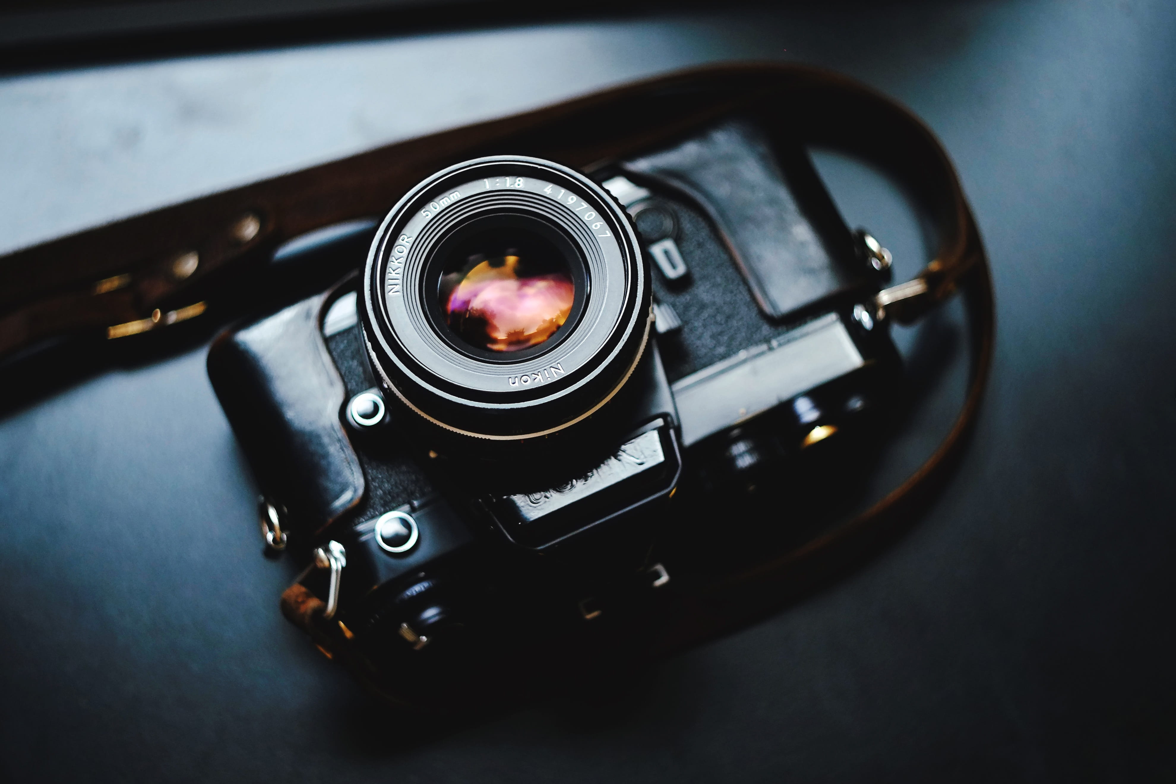 single object, equipment, high angle view, classic, lens, vintage, 4K, black, black color, close-up, digital camera, table, analog, focus on foreground, HD Wallpaper