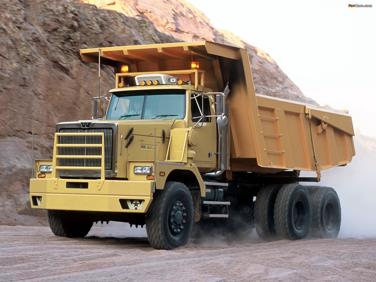 amarillo, vehiculo, camion, 720P, carga, HD Wallpaper