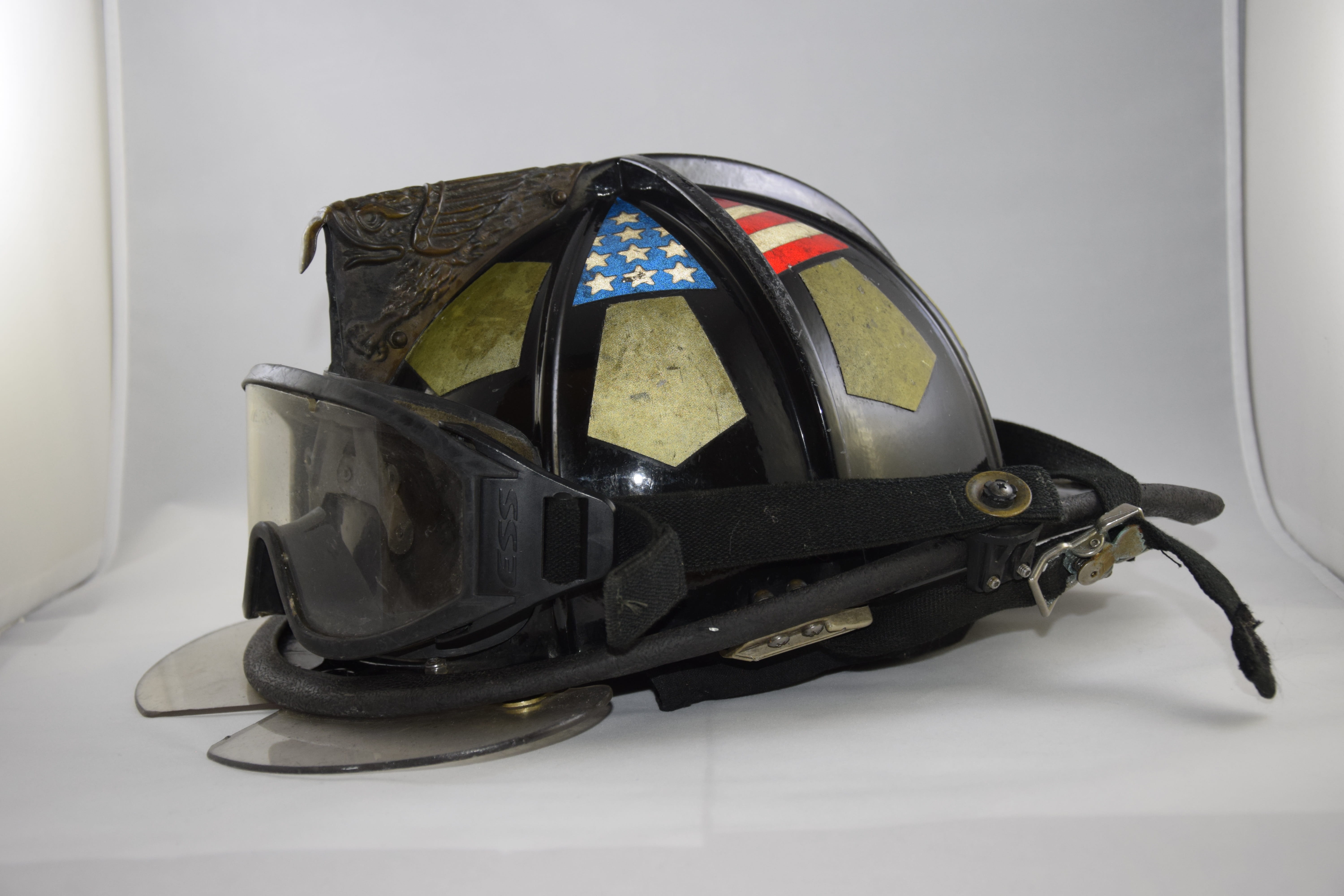 worker, work, still life, danger, hat, professional, industrial, firefighter, clothing, open, security, helmet, focus on foreground, 5K, no people, fireman, HD Wallpaper