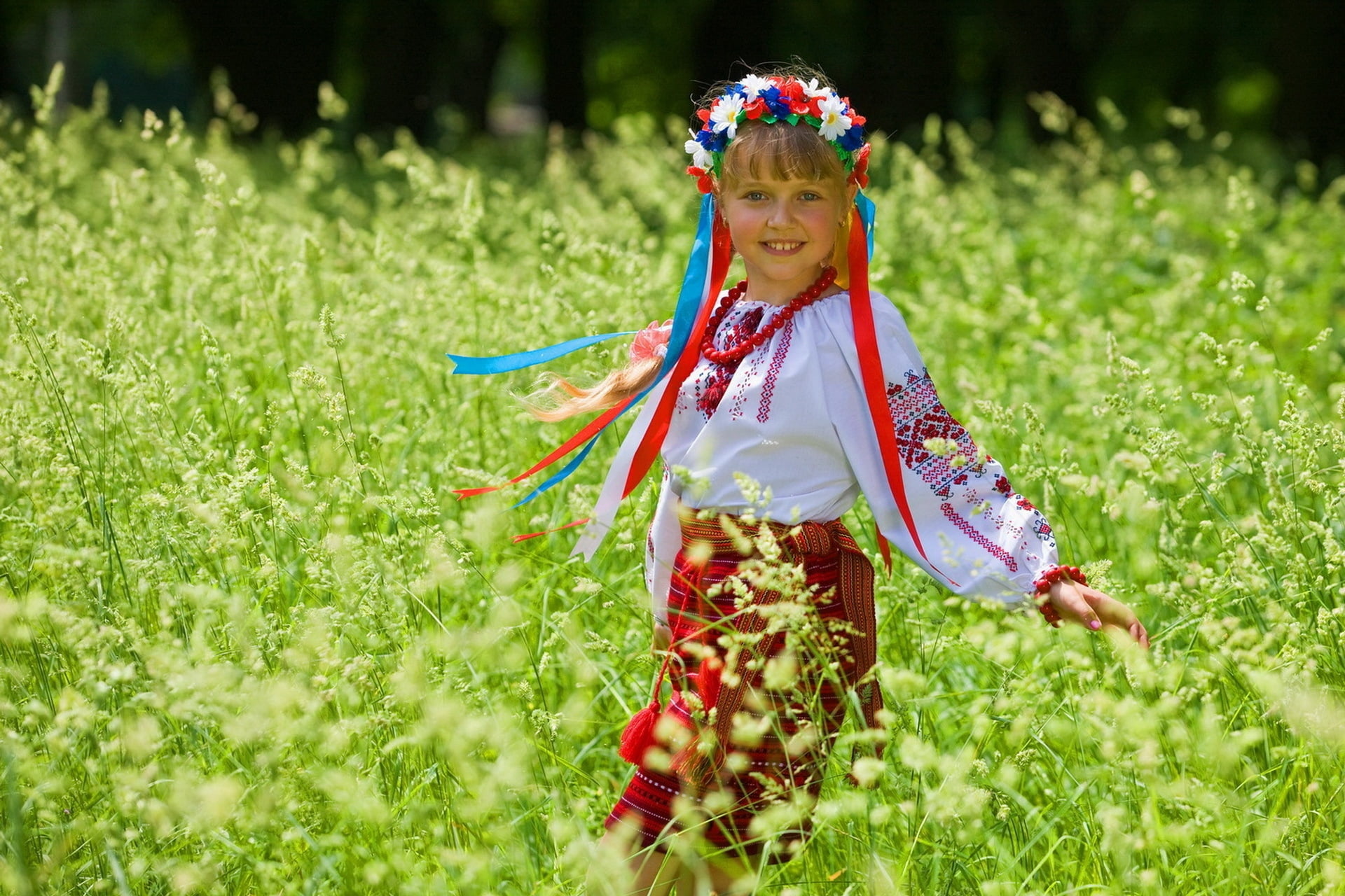 beautiful, cute, girl, happiness, traditional clothing, traditional, 1080P, smiling, costume, joy, springtime, caucasian Ethnicity, summer, plant, girls, HD Wallpaper